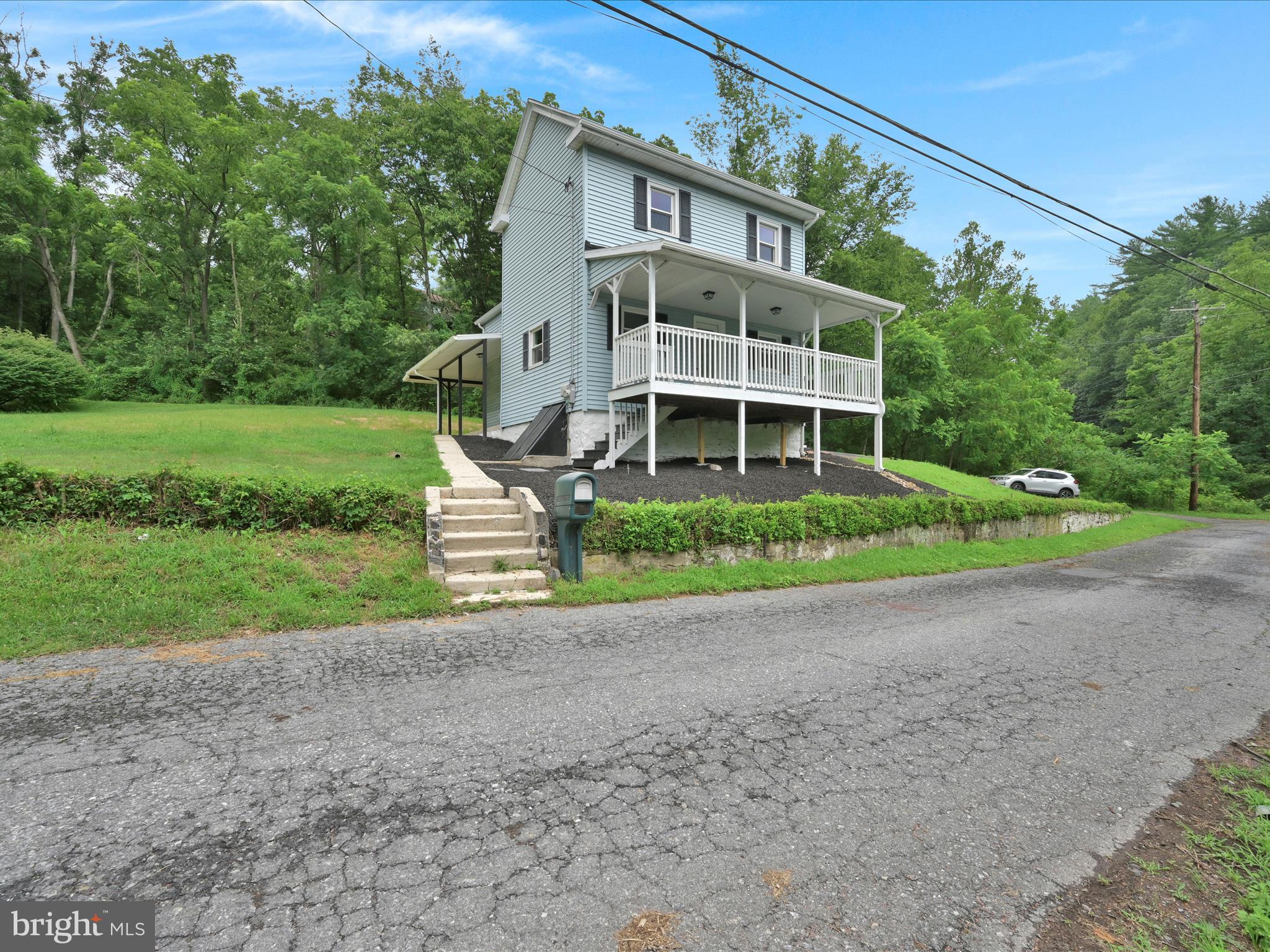 35 GRACY ROAD
