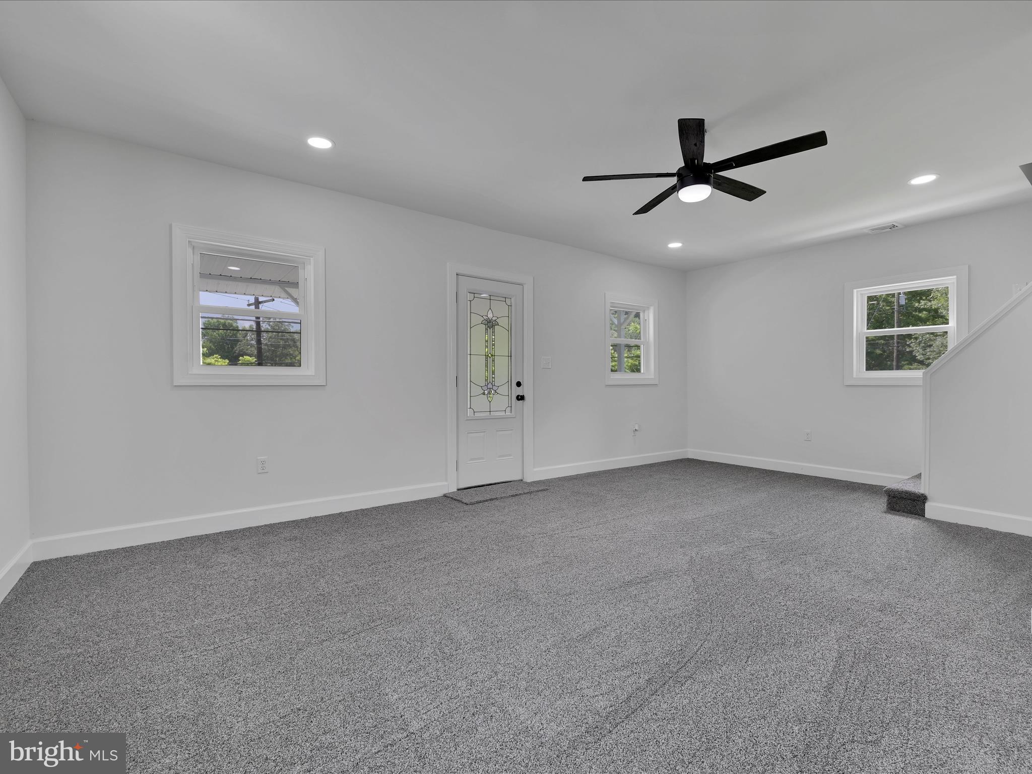 35 GRACY ROAD