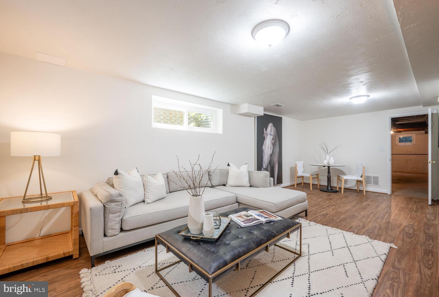 SUMNER - Residential