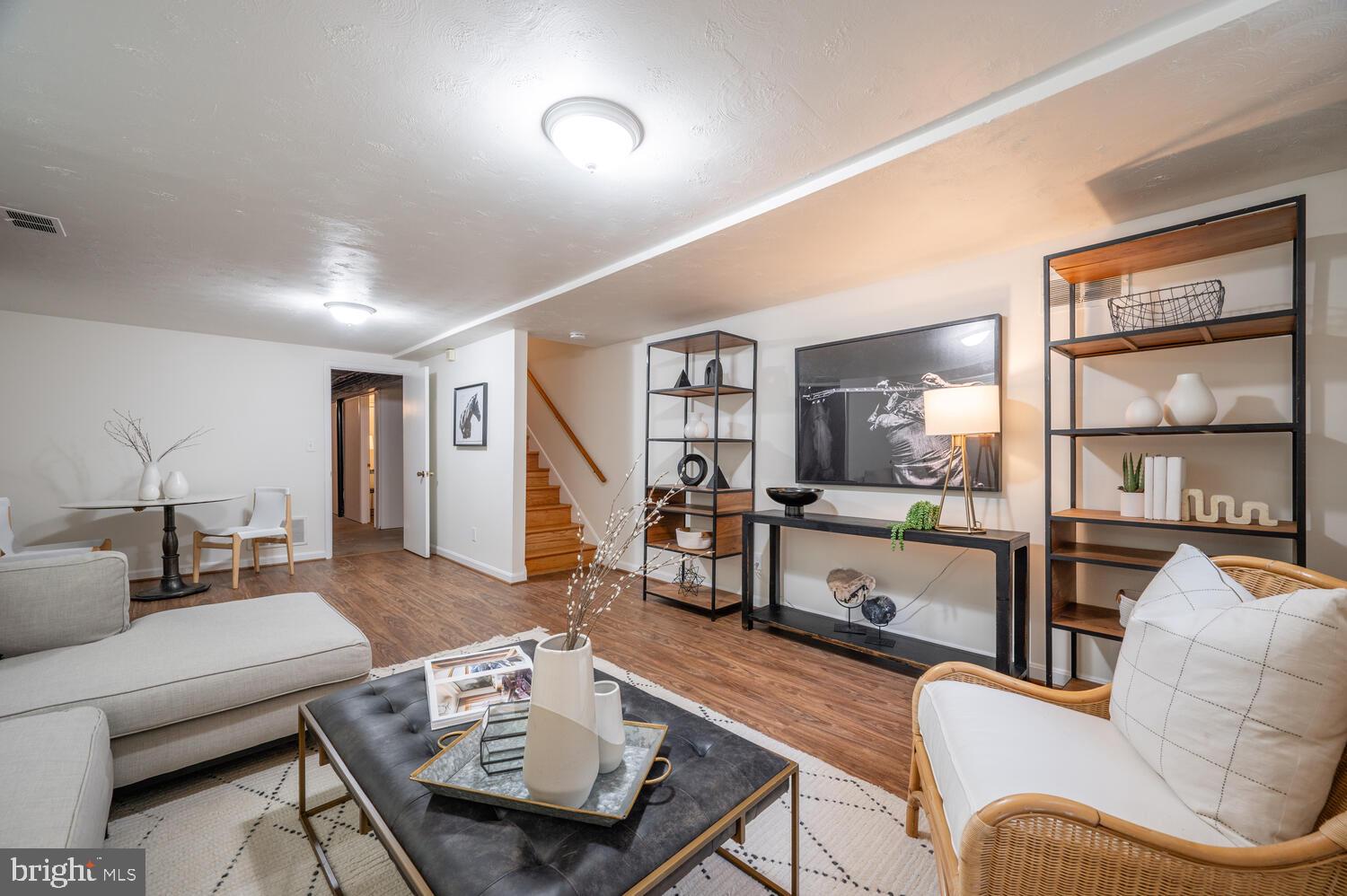 SUMNER - Residential