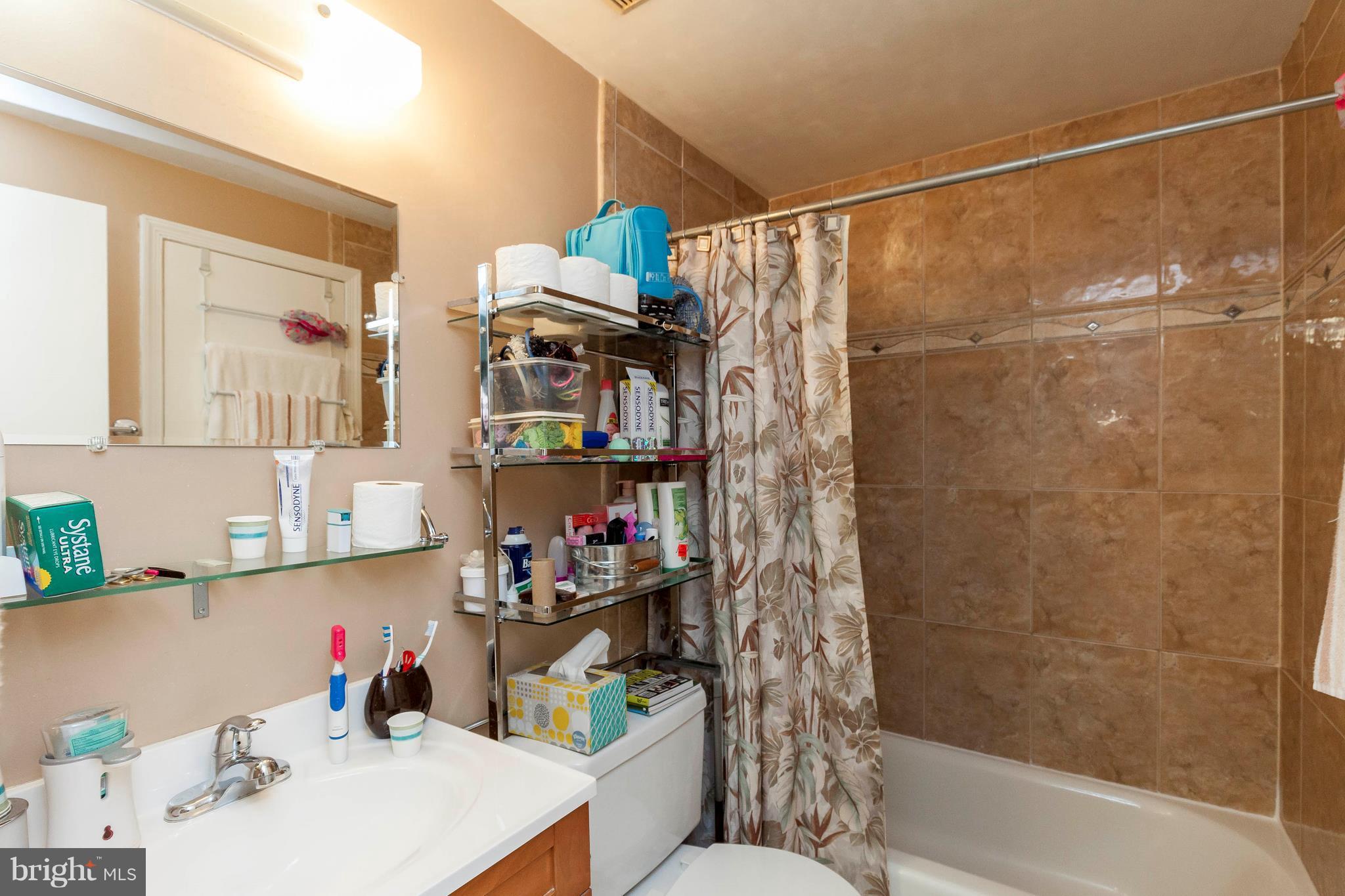 CARROLL PARK MANOR - Residential