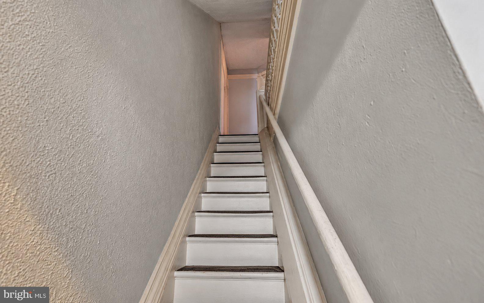 136 ELM STREET B