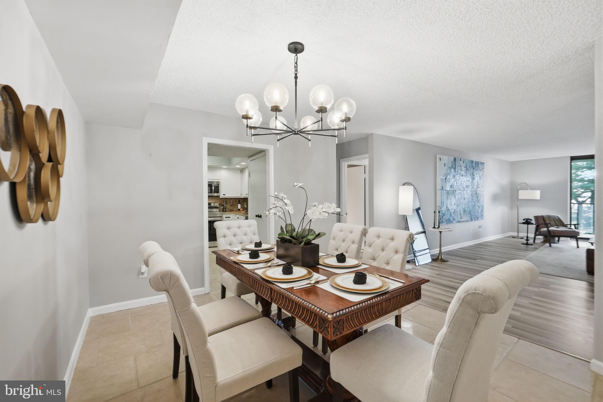 1101 S ARLINGTON RIDGE 305