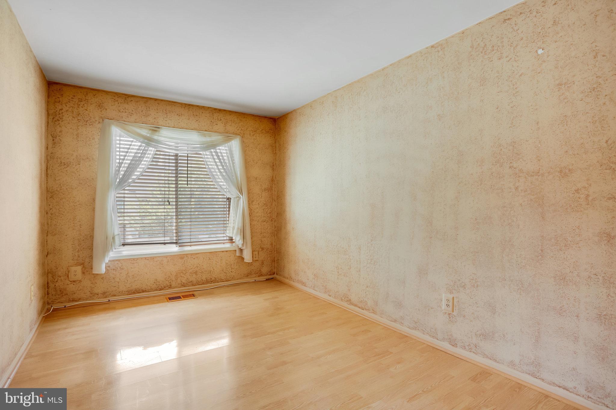 CLUBSIDE - Residential Lease