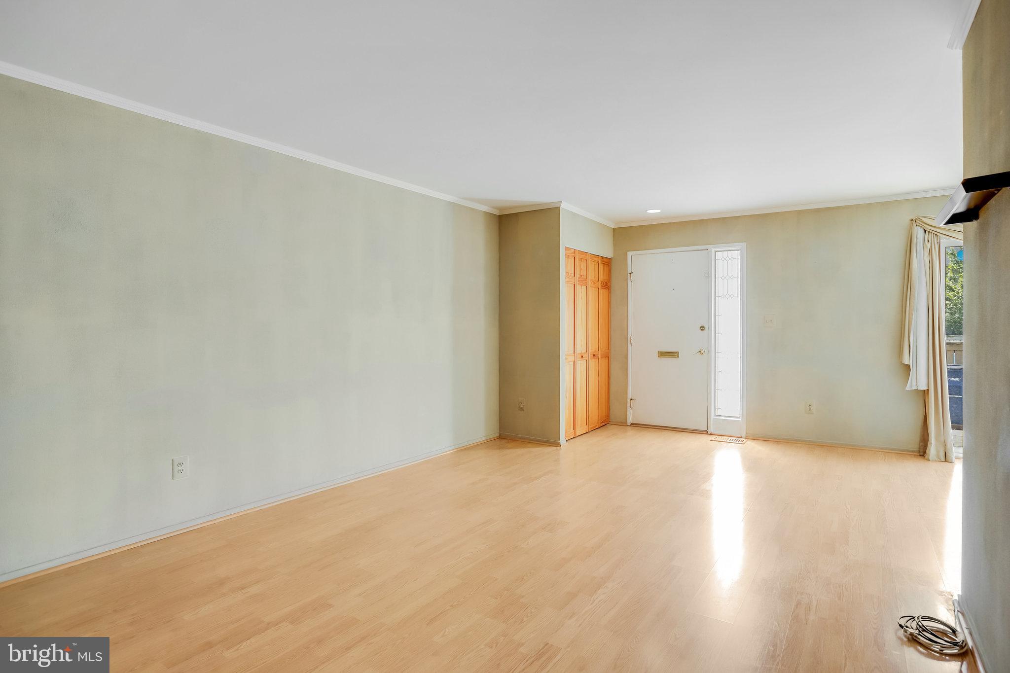 CLUBSIDE - Residential Lease