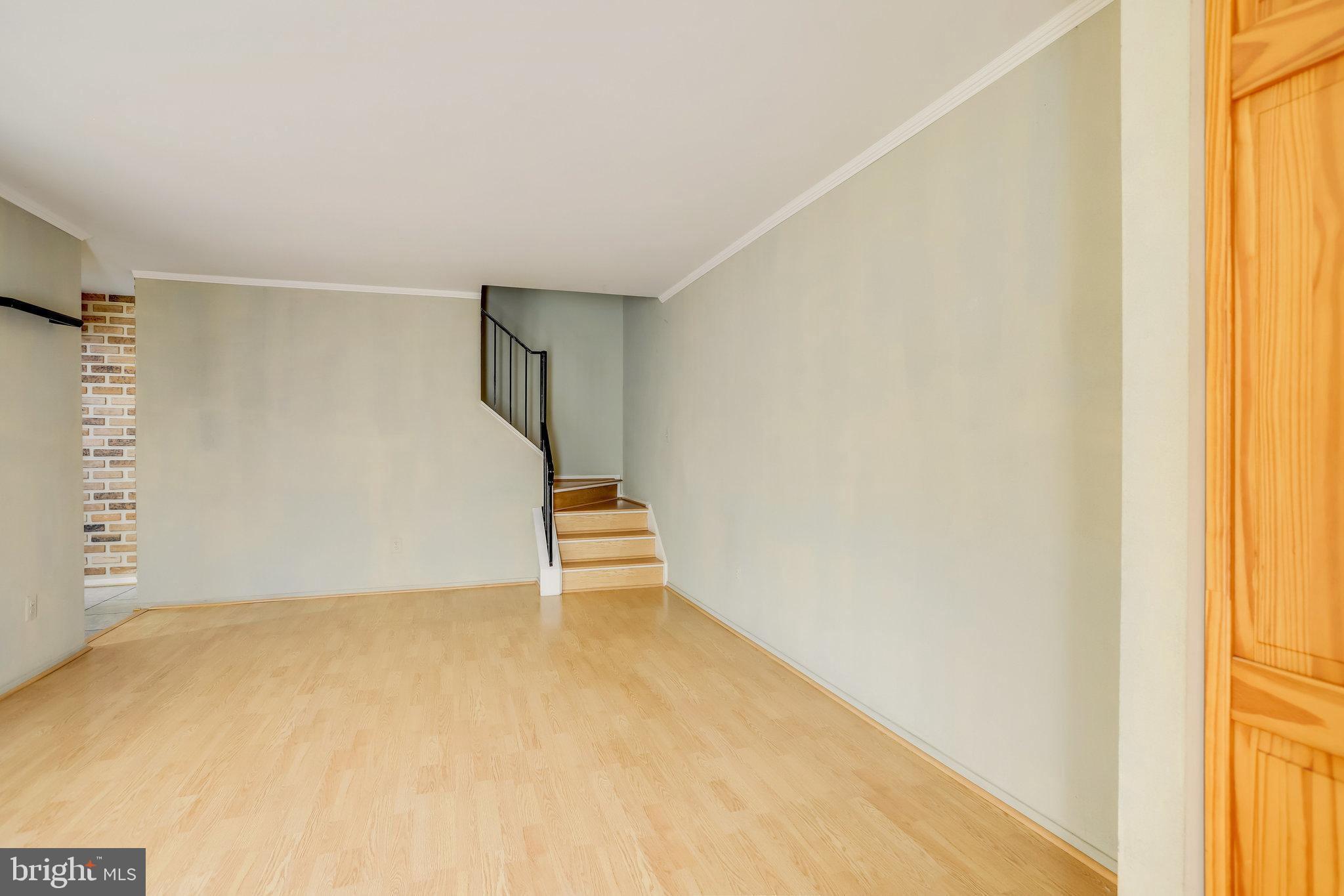 CLUBSIDE - Residential Lease