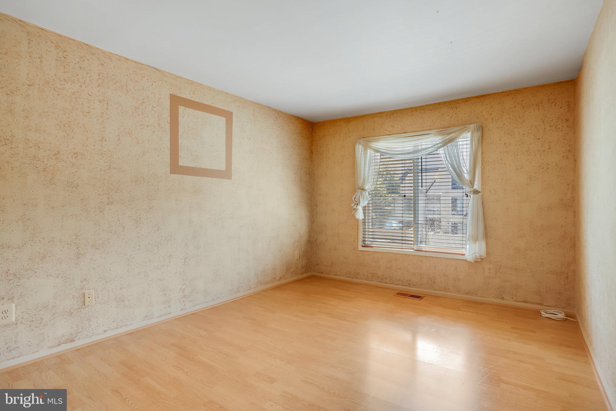 CLUBSIDE - Residential Lease