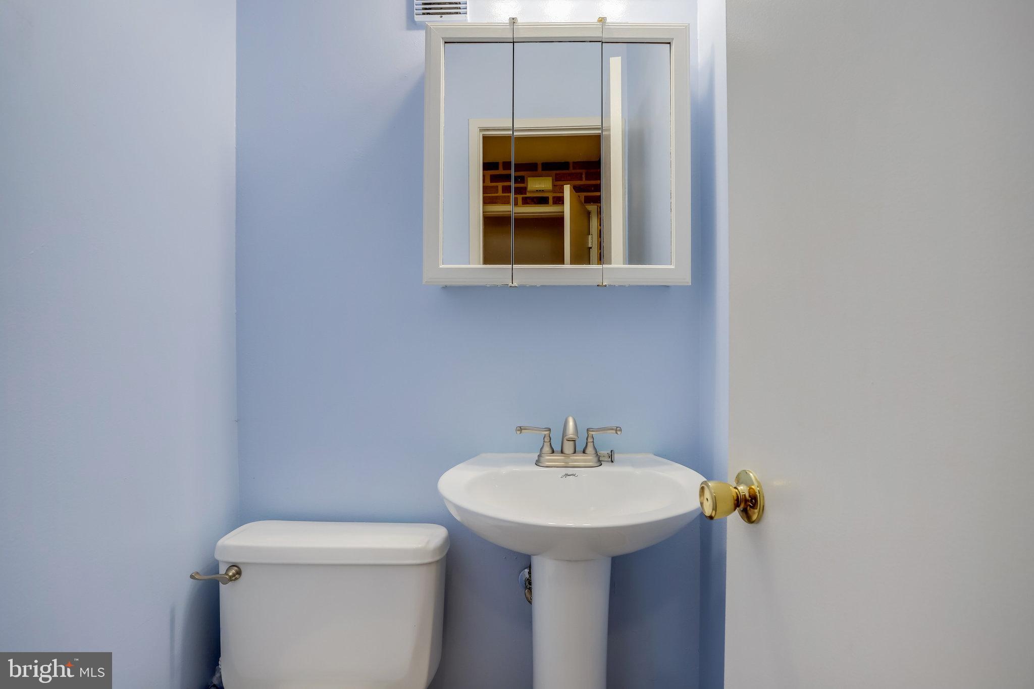 CLUBSIDE - Residential Lease