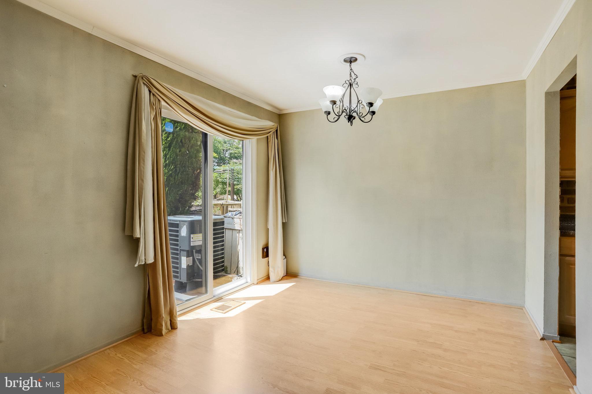 CLUBSIDE - Residential Lease