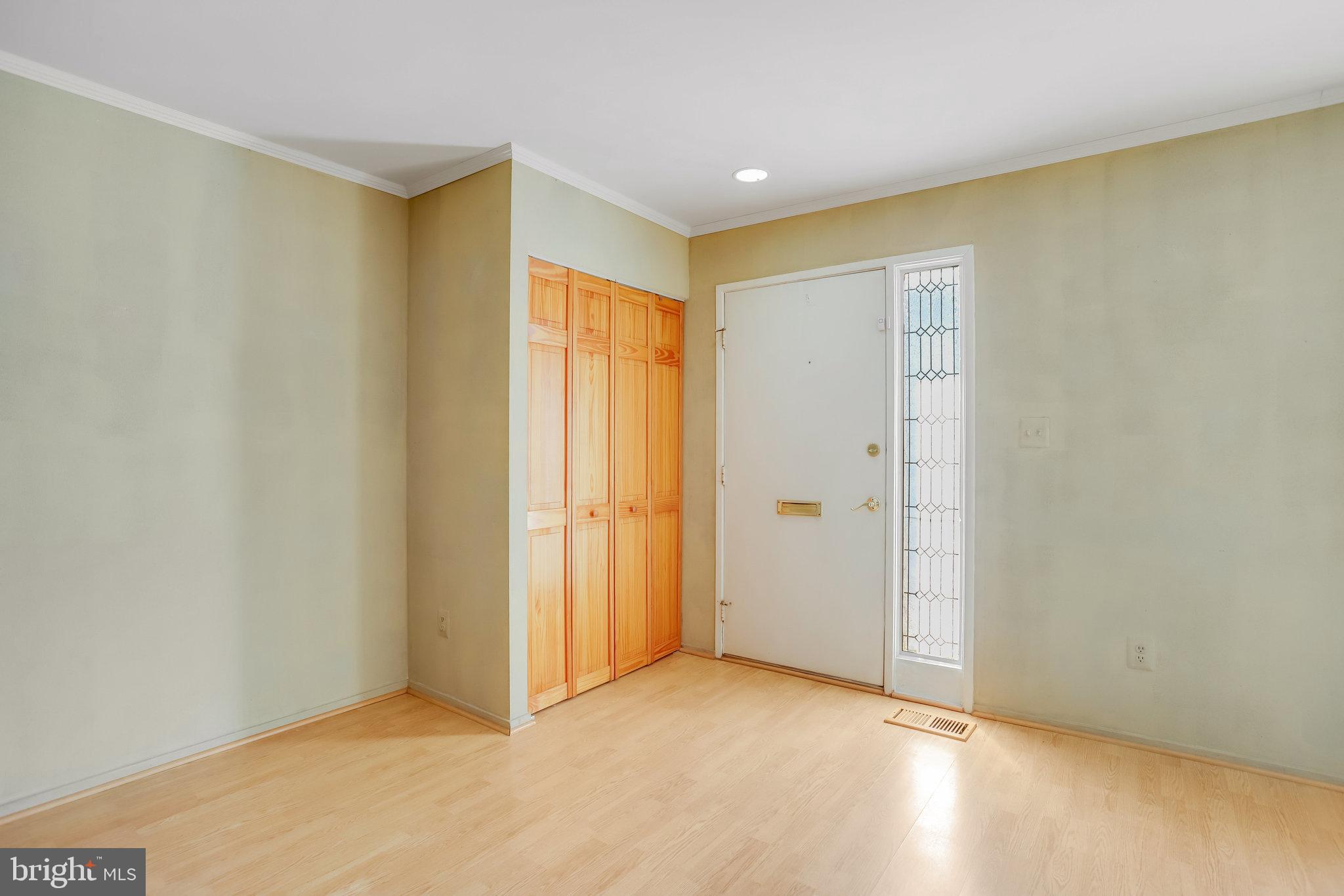 CLUBSIDE - Residential Lease