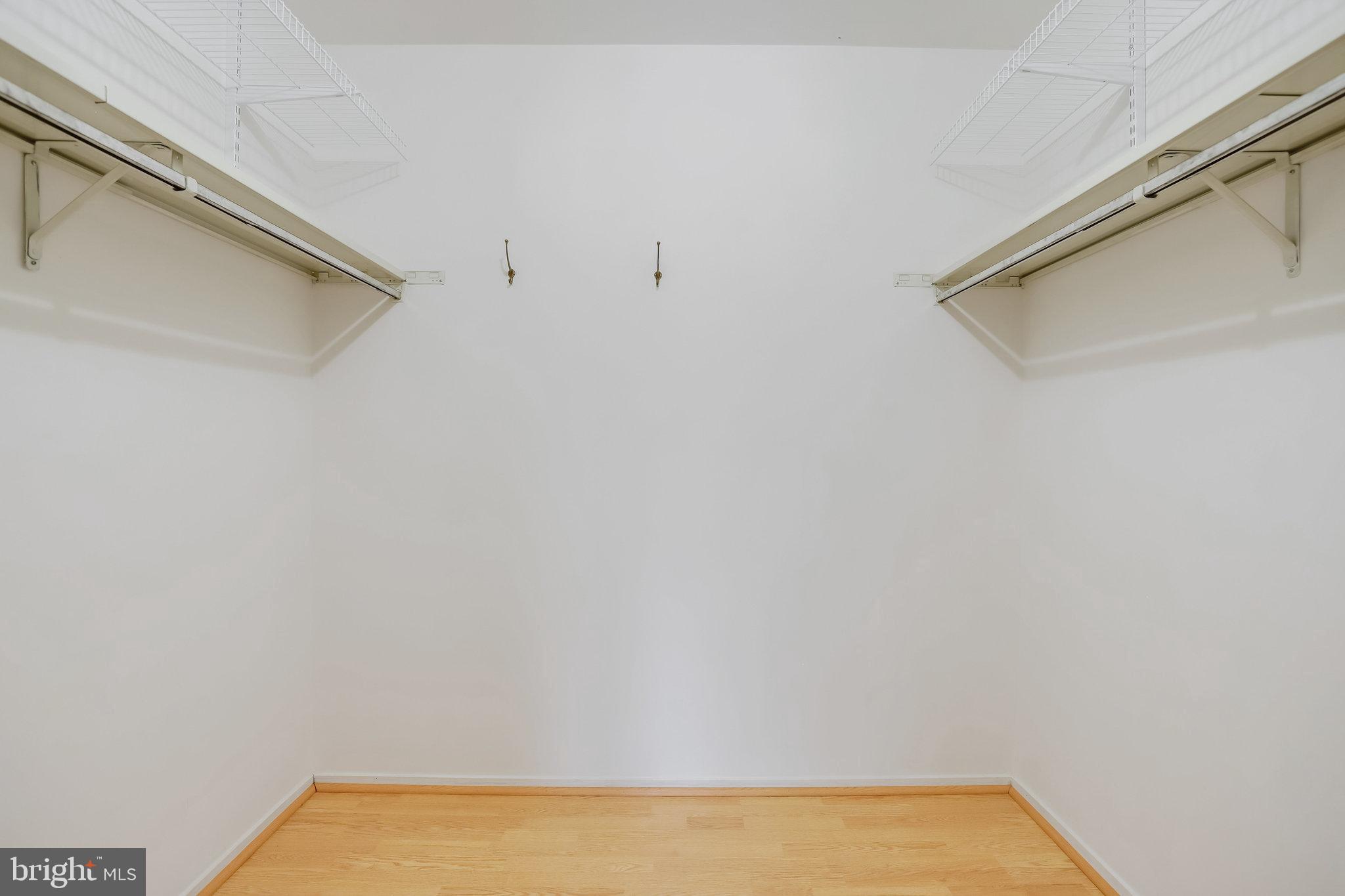 CLUBSIDE - Residential Lease