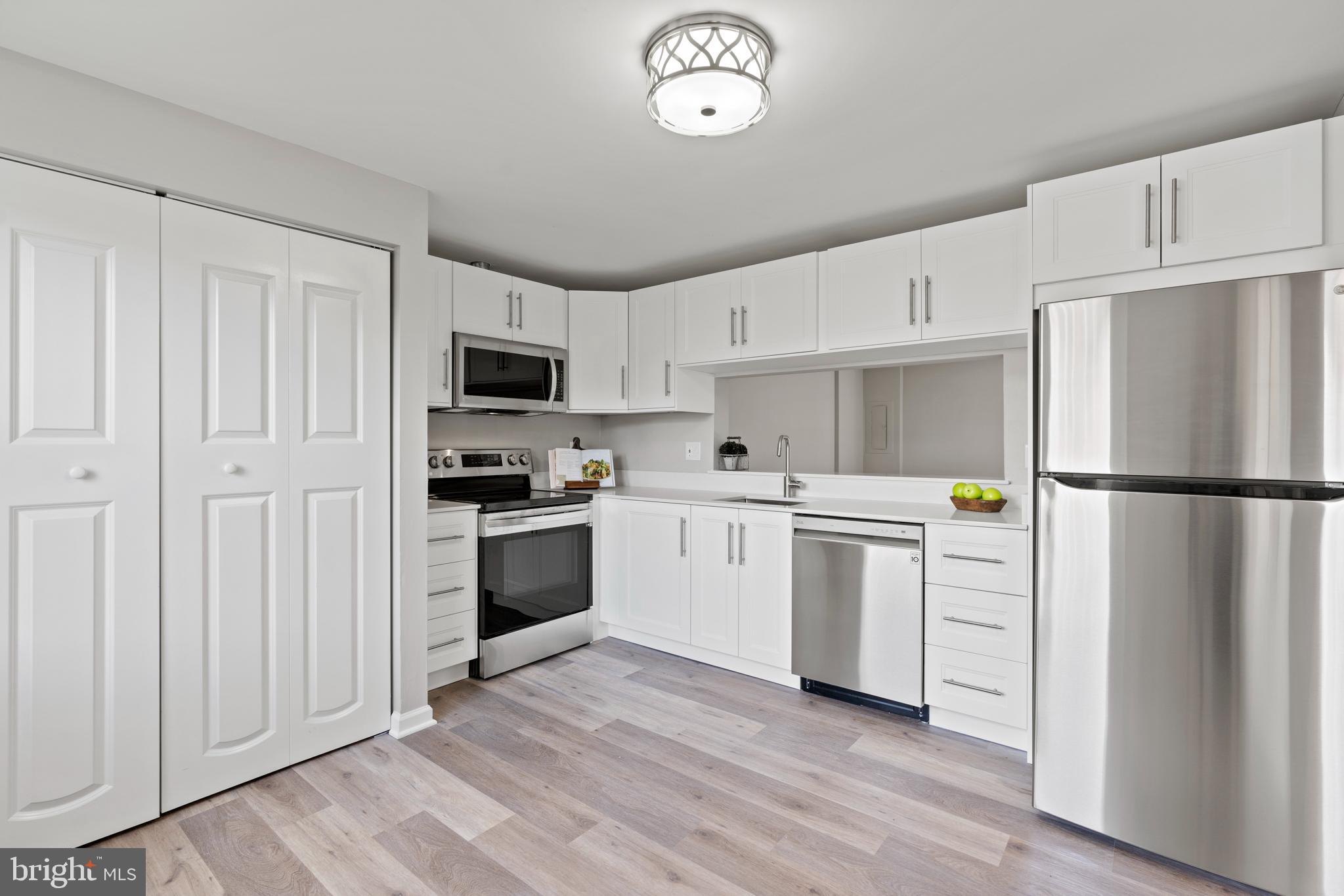 ROLLINGWOOD VILLAGE - Residential