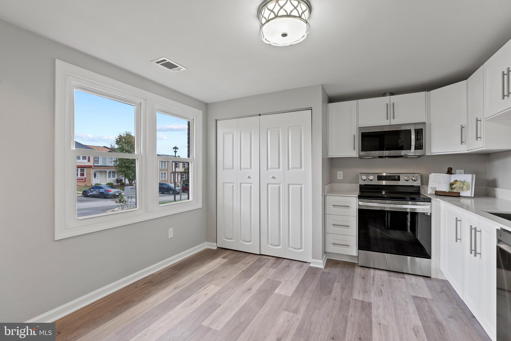ROLLINGWOOD VILLAGE - Residential