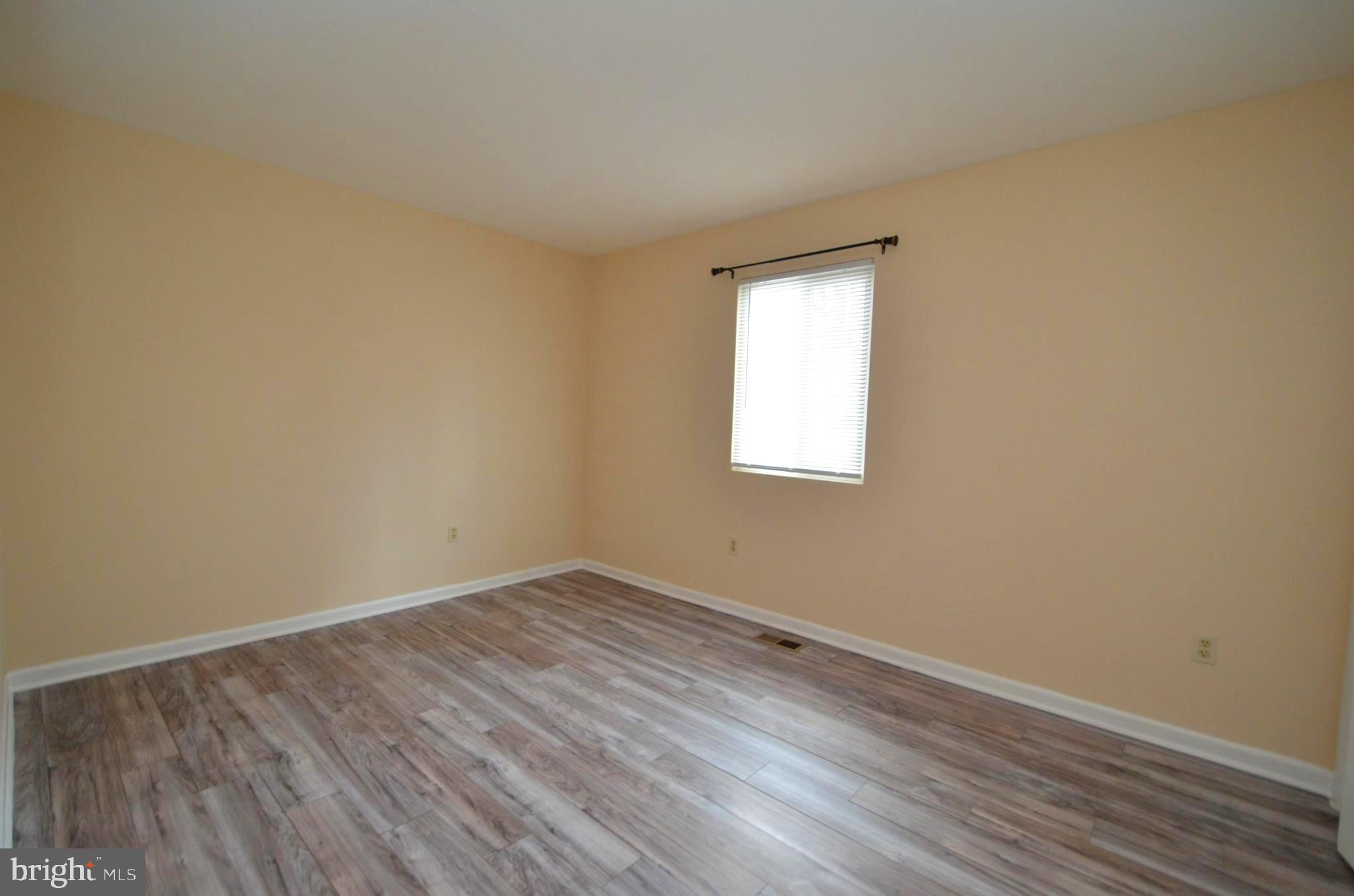 FRANKLIN MANOR - Residential Lease