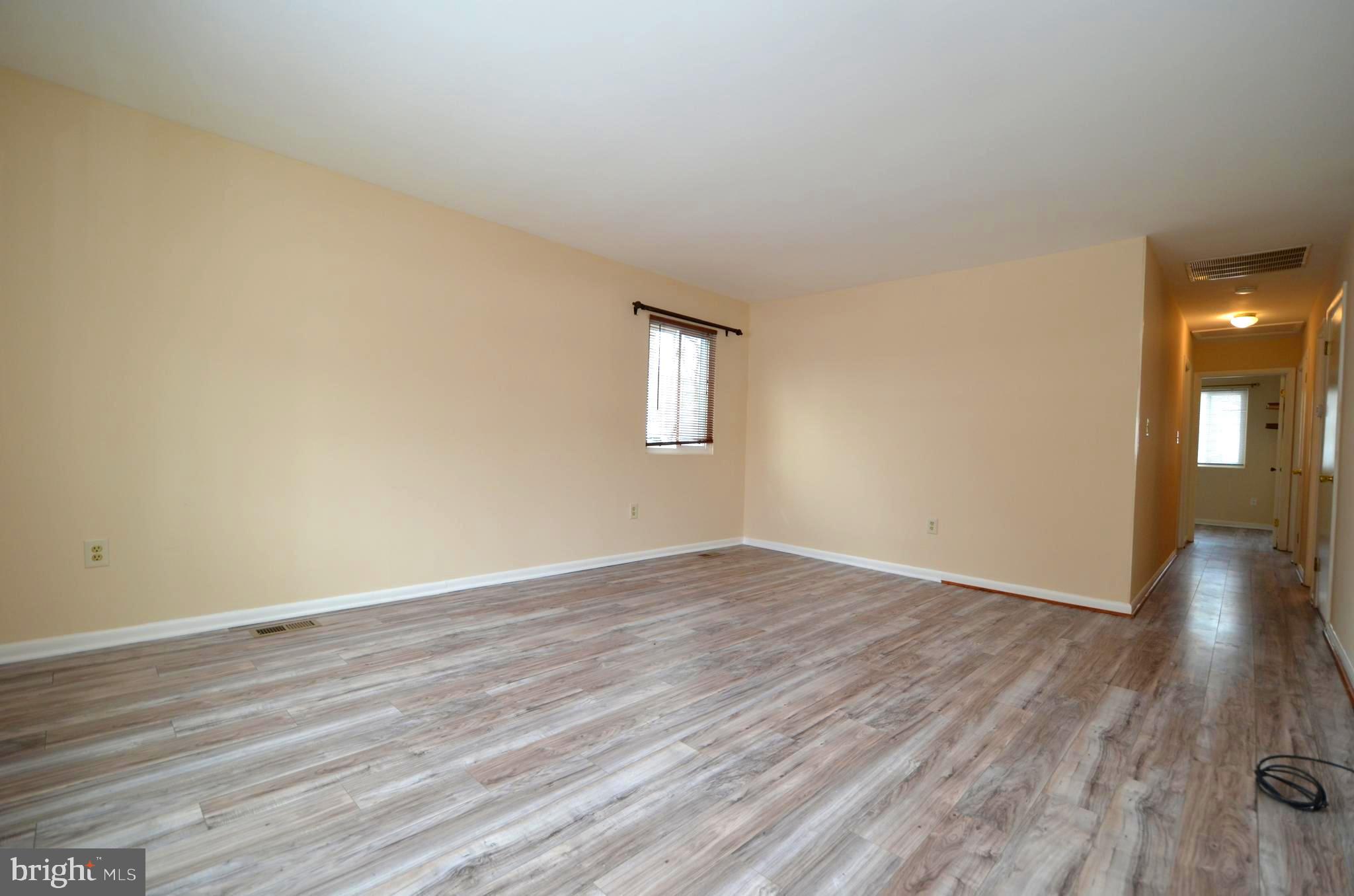 FRANKLIN MANOR - Residential Lease