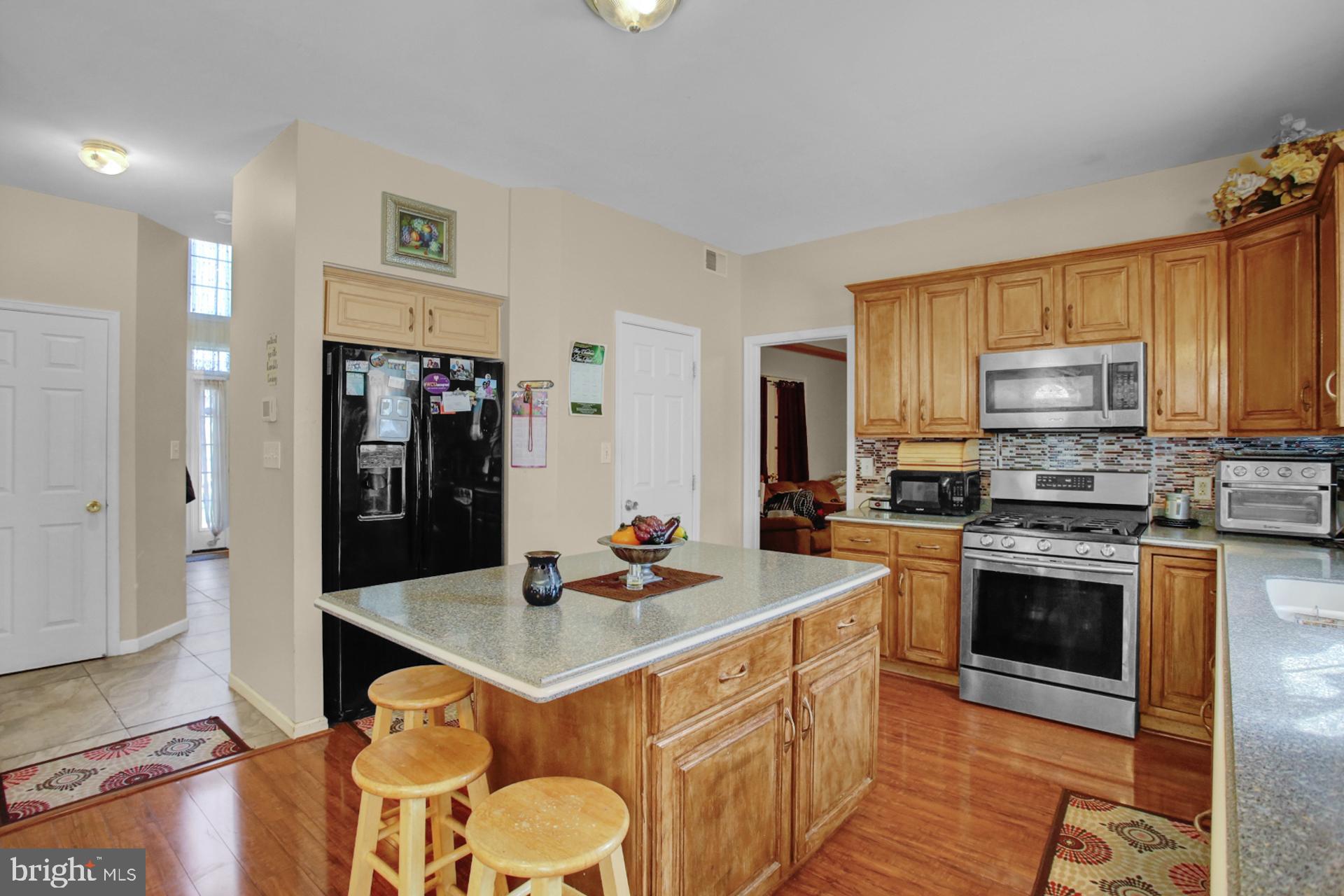 COUNTRY CLUB RUN - Residential