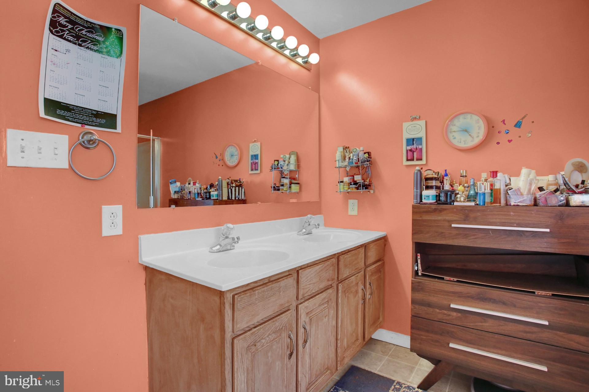 COUNTRY CLUB RUN - Residential