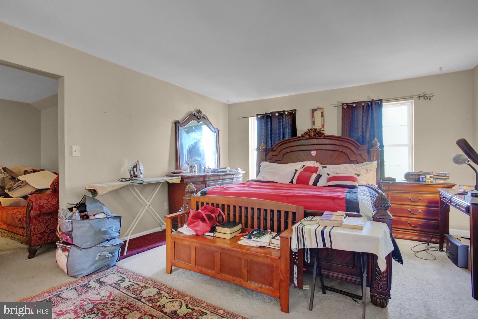 COUNTRY CLUB RUN - Residential