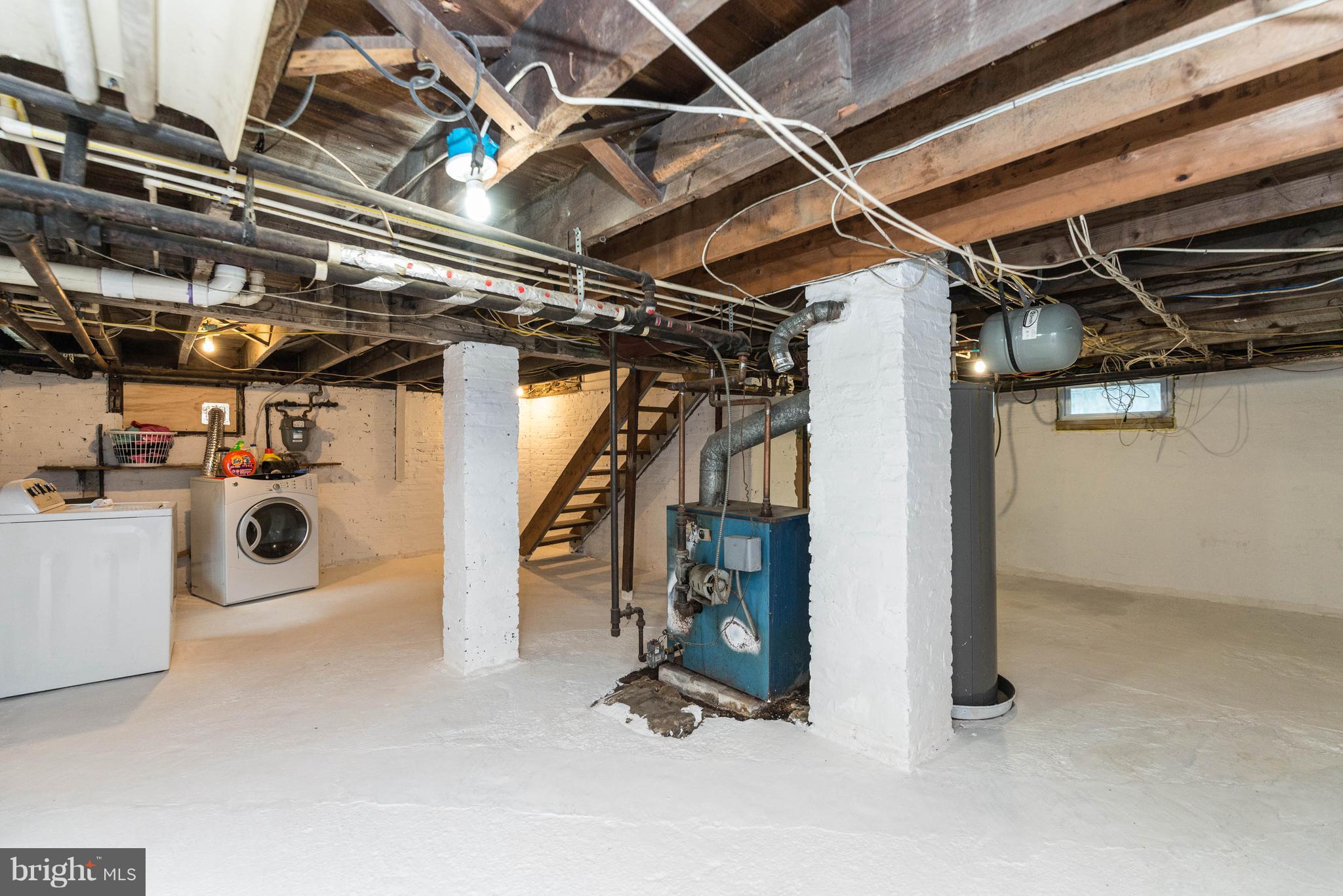 LANDSDOWNE - Residential