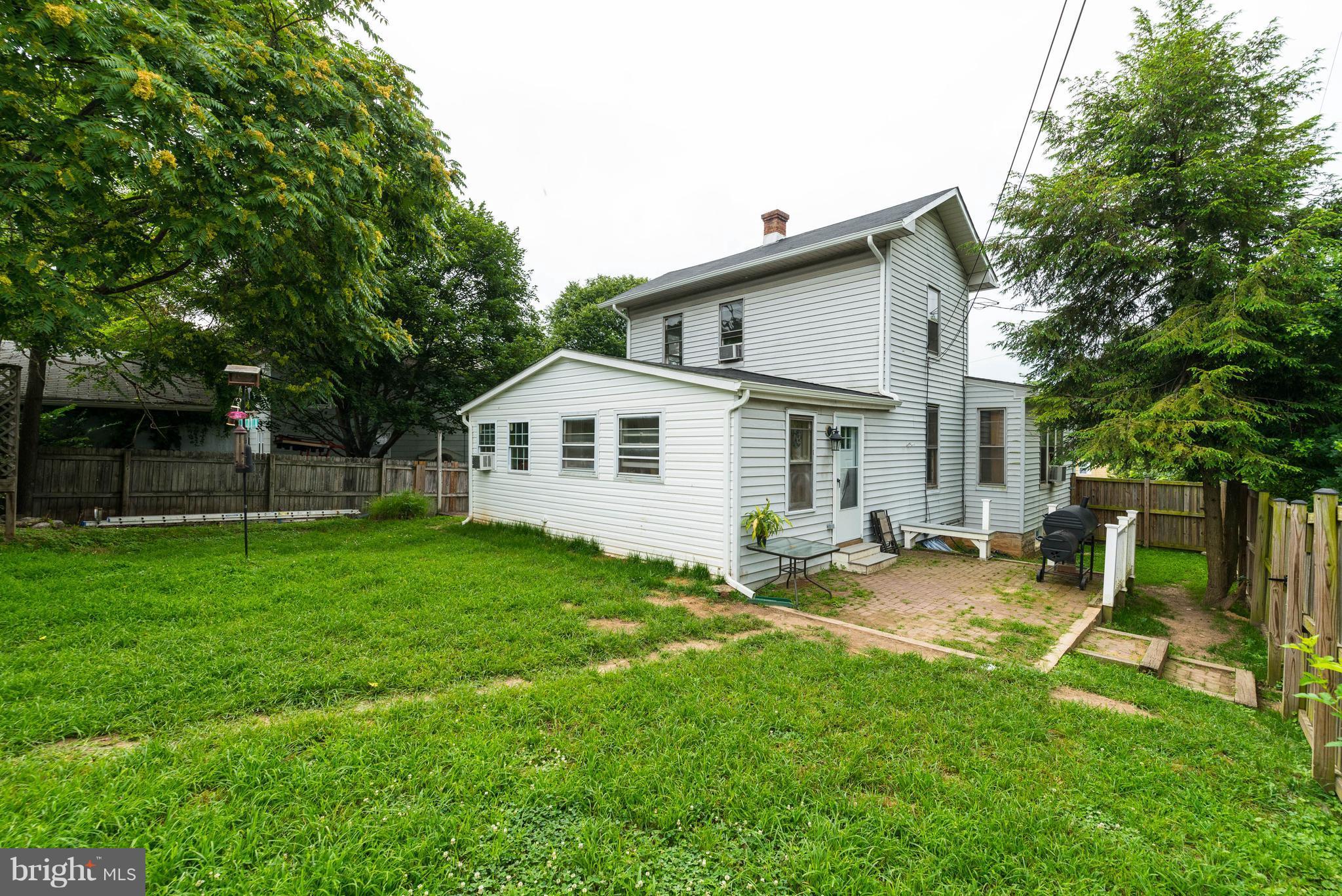 LANDSDOWNE - Residential