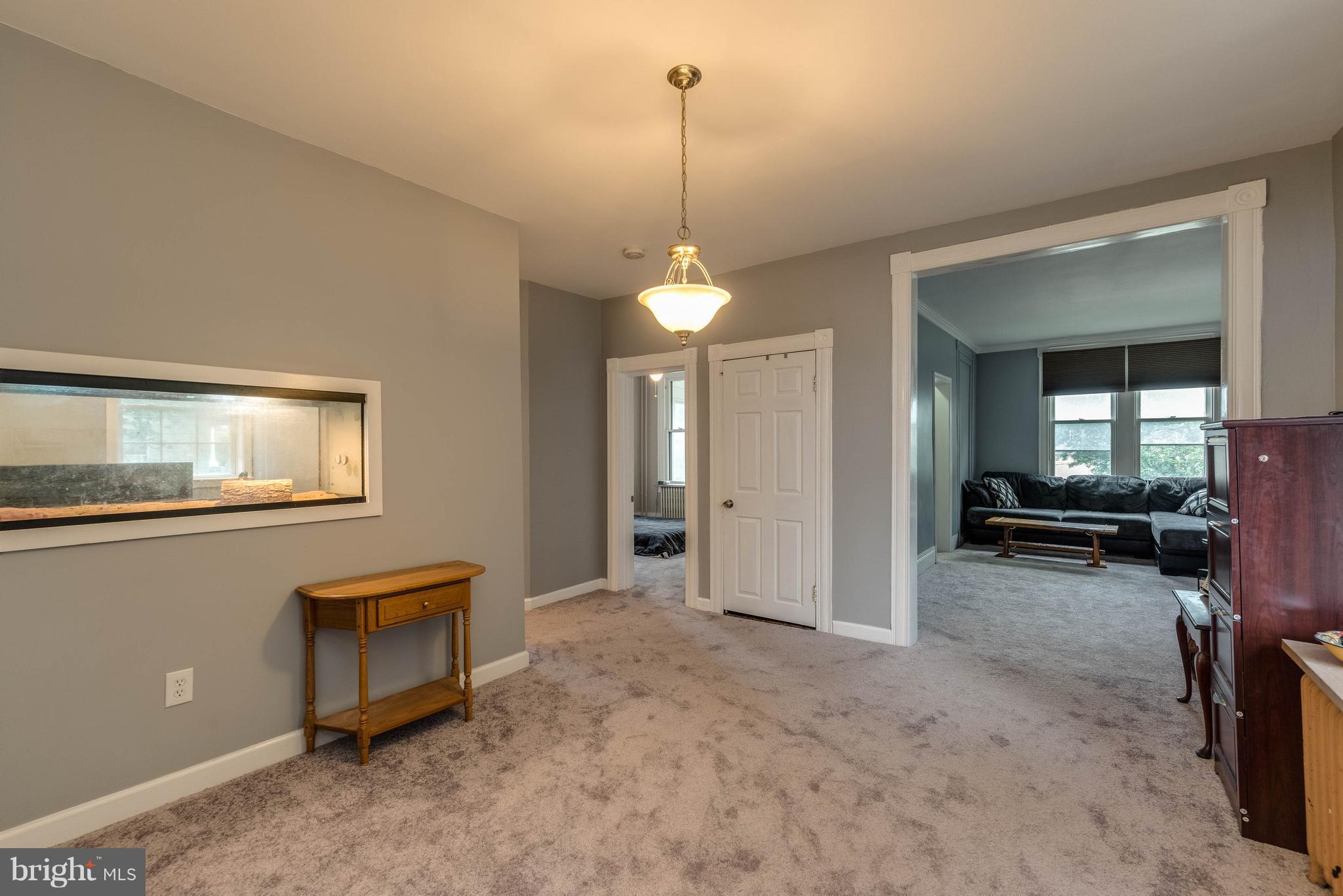 LANDSDOWNE - Residential