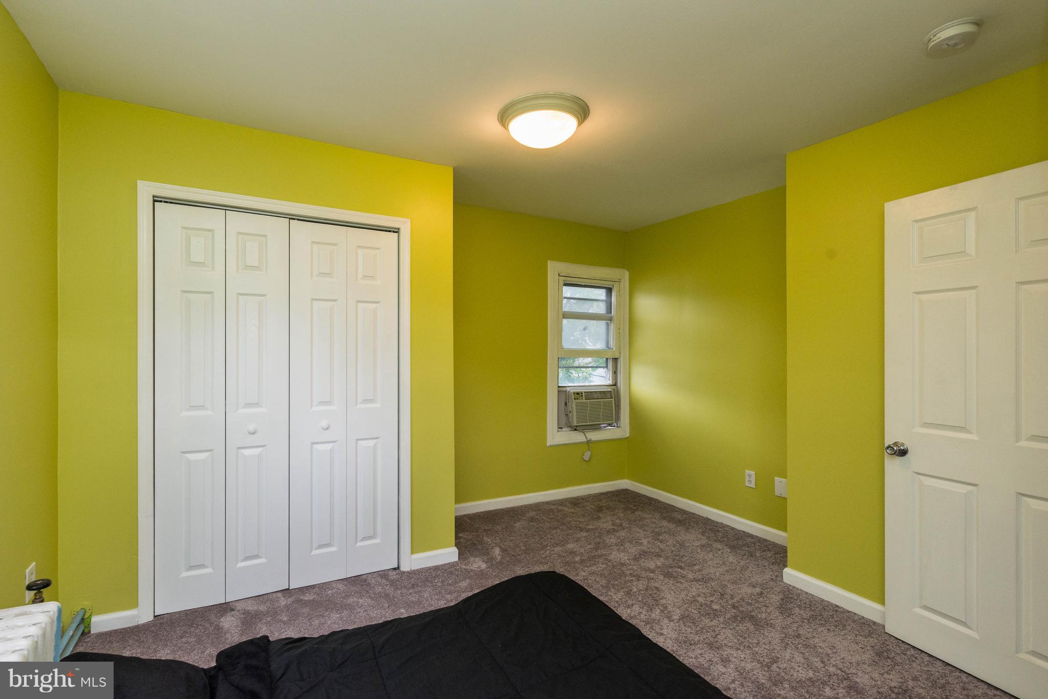 LANDSDOWNE - Residential