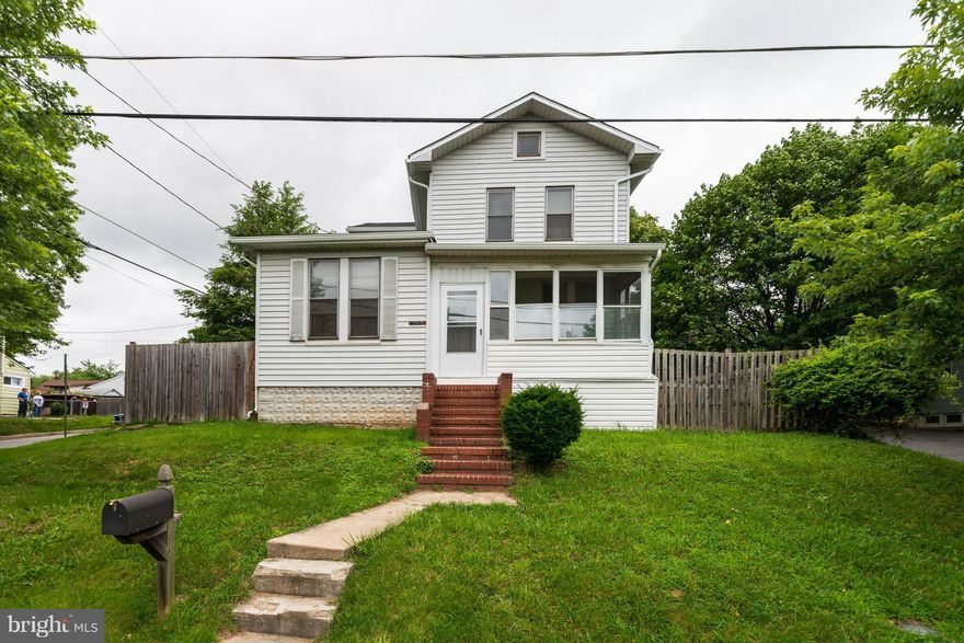 Well kept home in the heart of Halethorpe.  Come see this wonderful oasis to call your new home. Comfortably sitting and a corner lot with many updated amenities...Freshly painted, new carpet. updated baths, new roof, new water heater and new sump pump.  This home is priced very well based on the recent comps in the area.  Come make this your new home today.