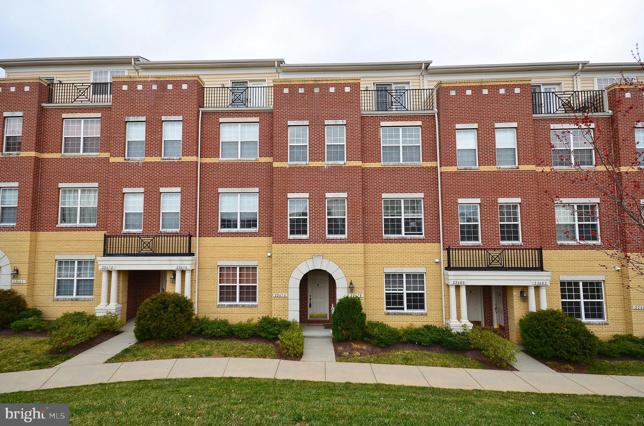 Stunning Townhome Style Condo. Gourmet Kitchen with Granite Counters, Stainless Steel Appliances, Double Wall Oven, and 42" Rich Cherry Cabinetry. Covered balcony off breakfast room & private balcony in primary bedroom. Main level den/office, formal dining room, and living room. Upper-Level Laundry. Minutes from shopping, dining & entertainment.