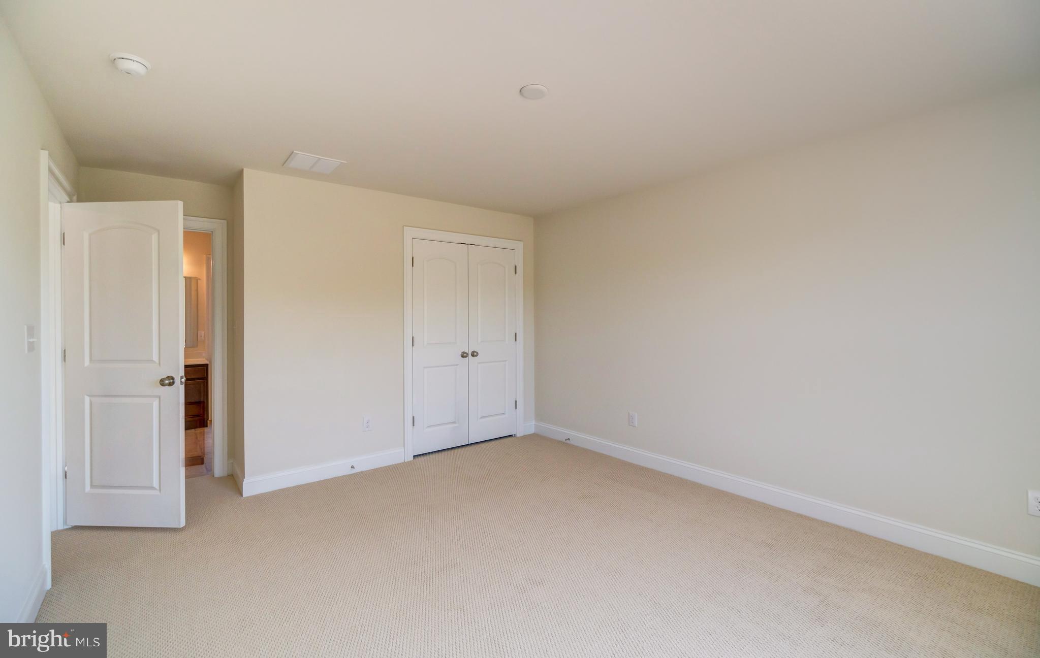 MOUNT FRIENDSHIP - Residential