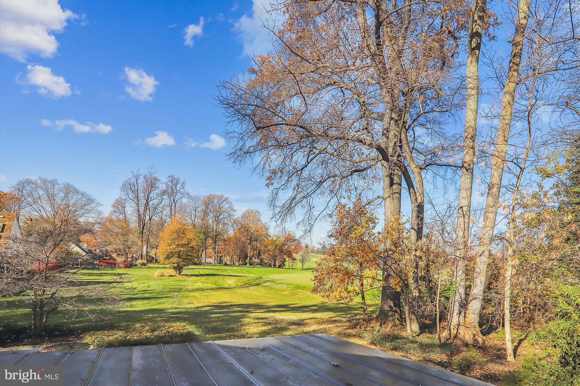 MANOR PARK - Residential
