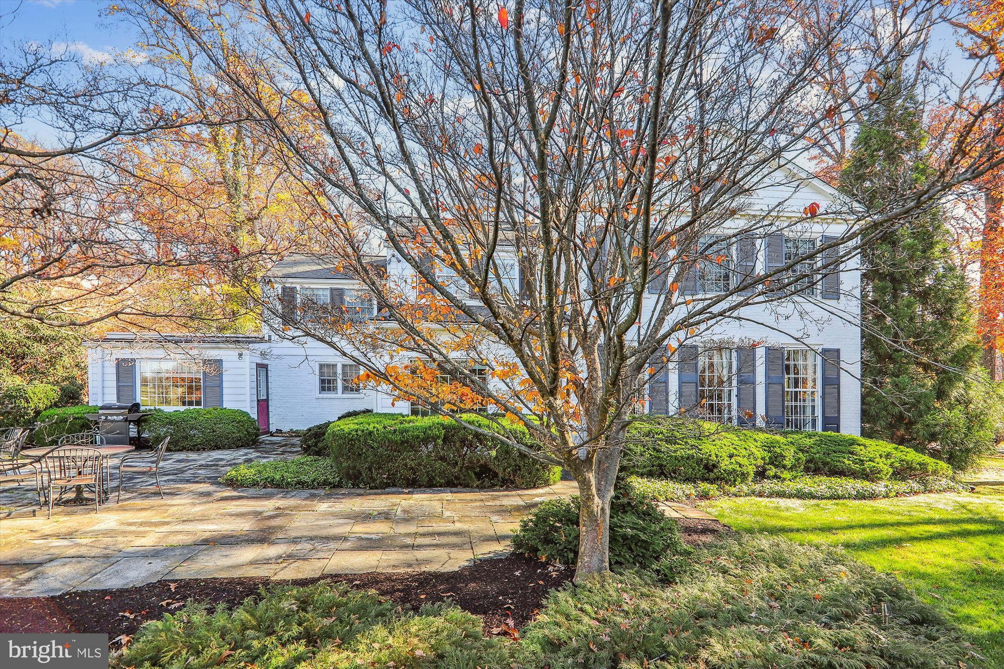 MANOR PARK - Residential