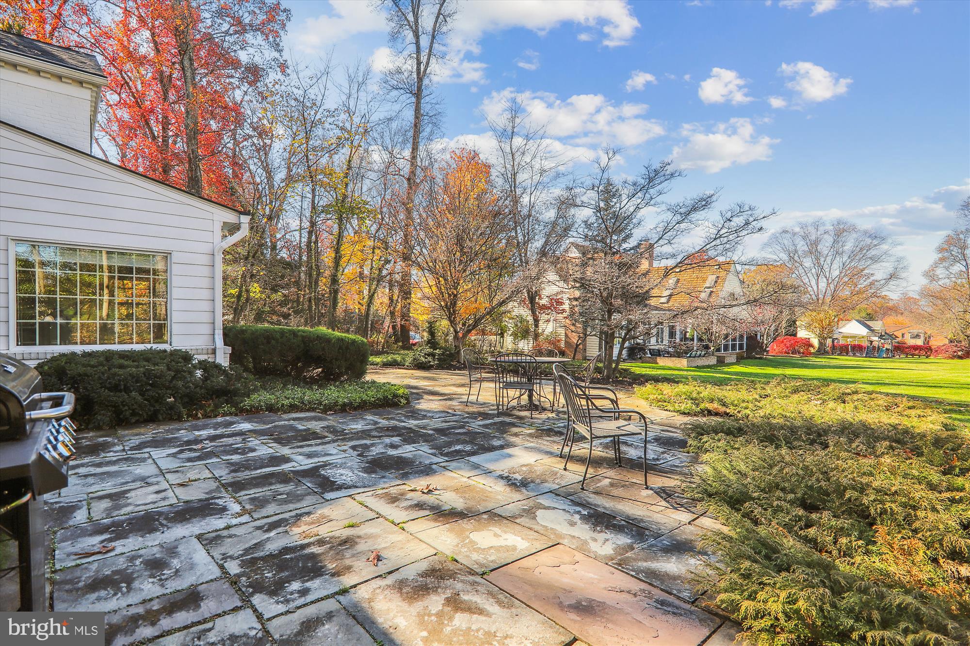 MANOR PARK - Residential