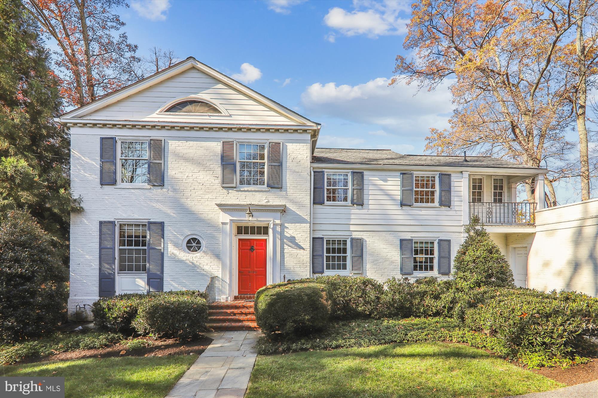 MANOR PARK - Residential