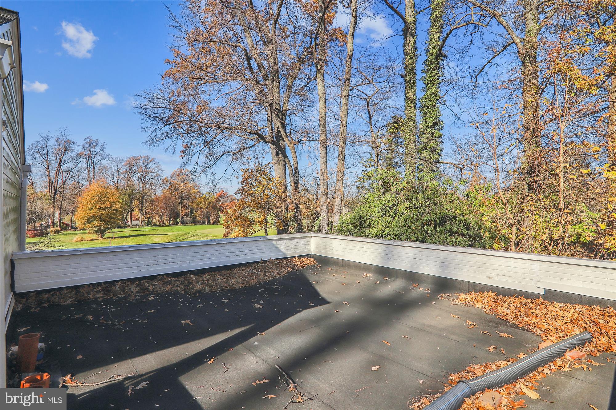 MANOR PARK - Residential