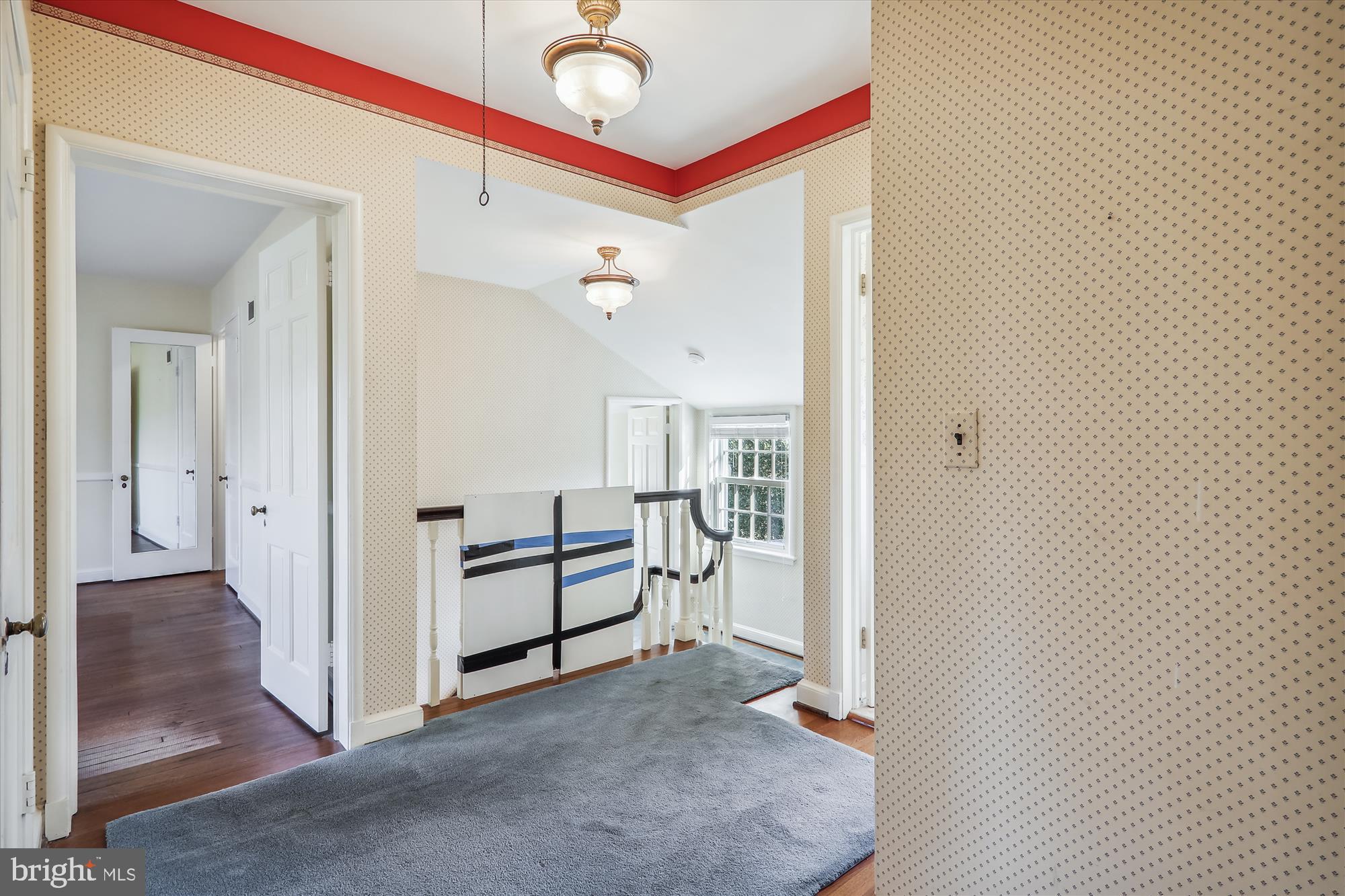 MANOR PARK - Residential