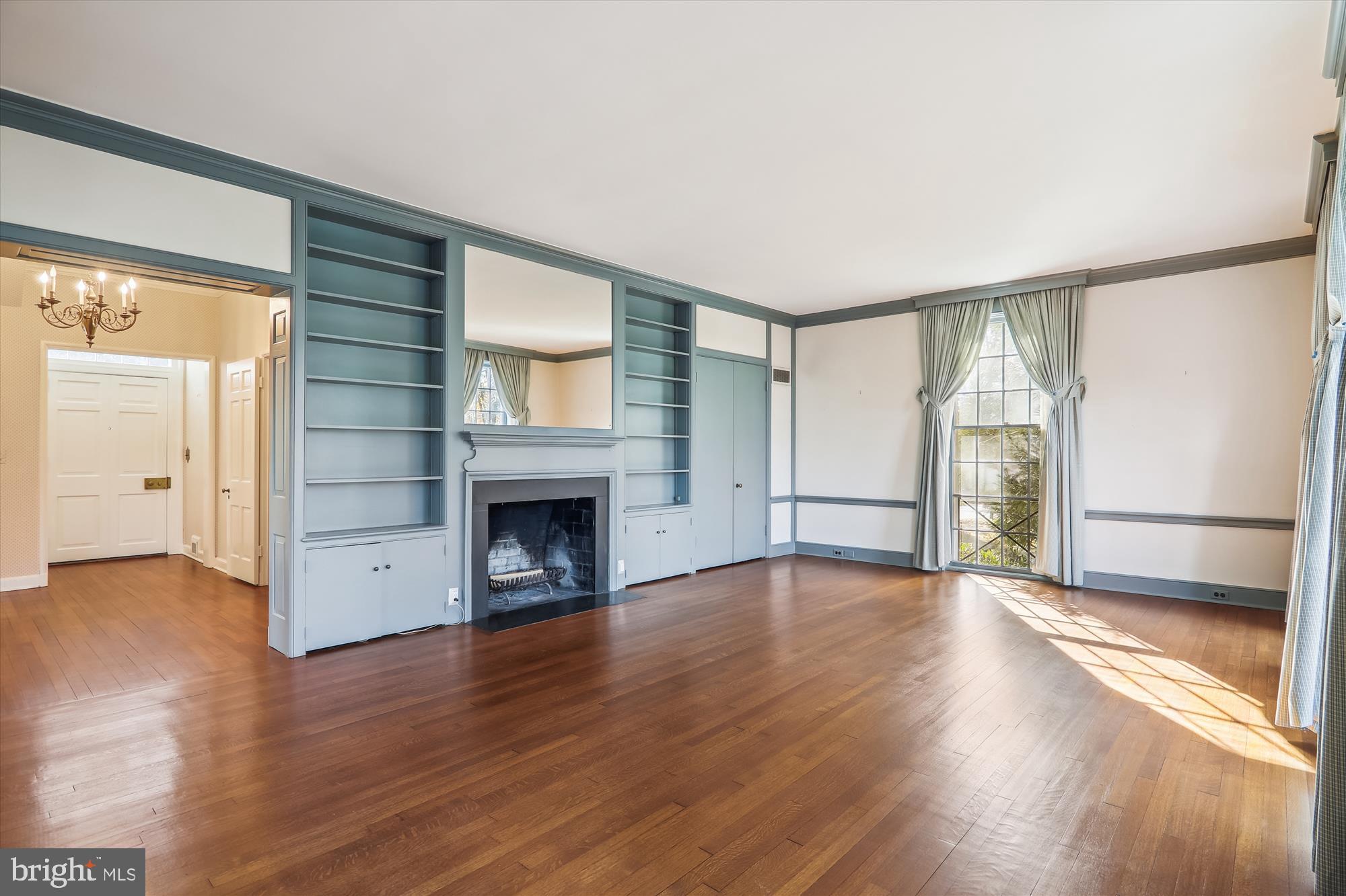 MANOR PARK - Residential