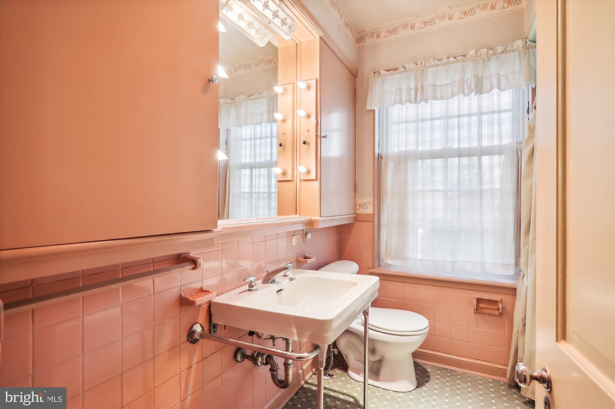 MANOR PARK - Residential