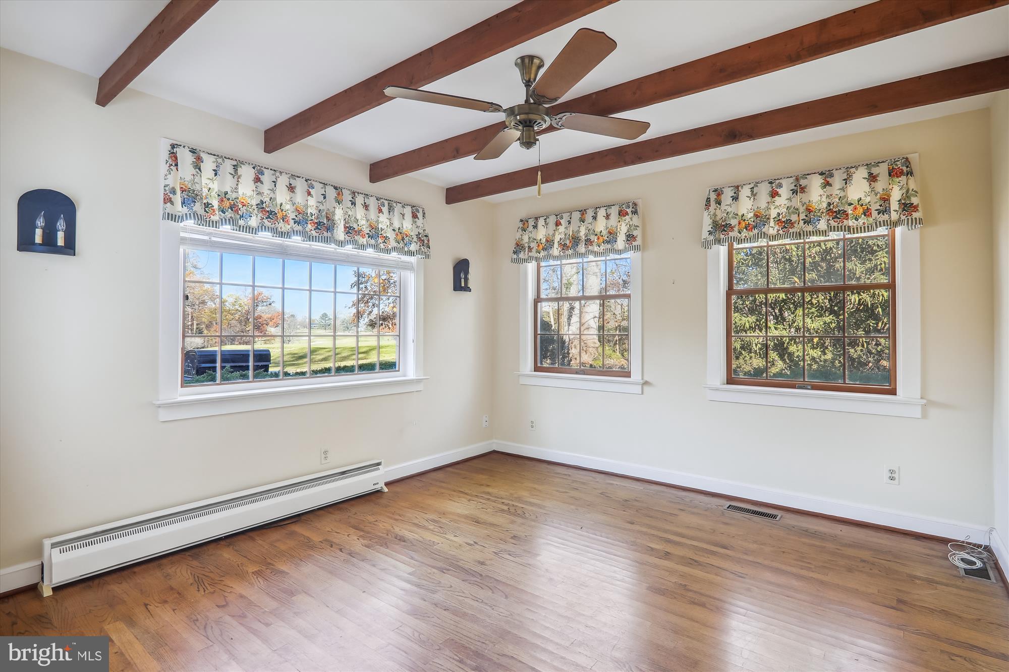 MANOR PARK - Residential