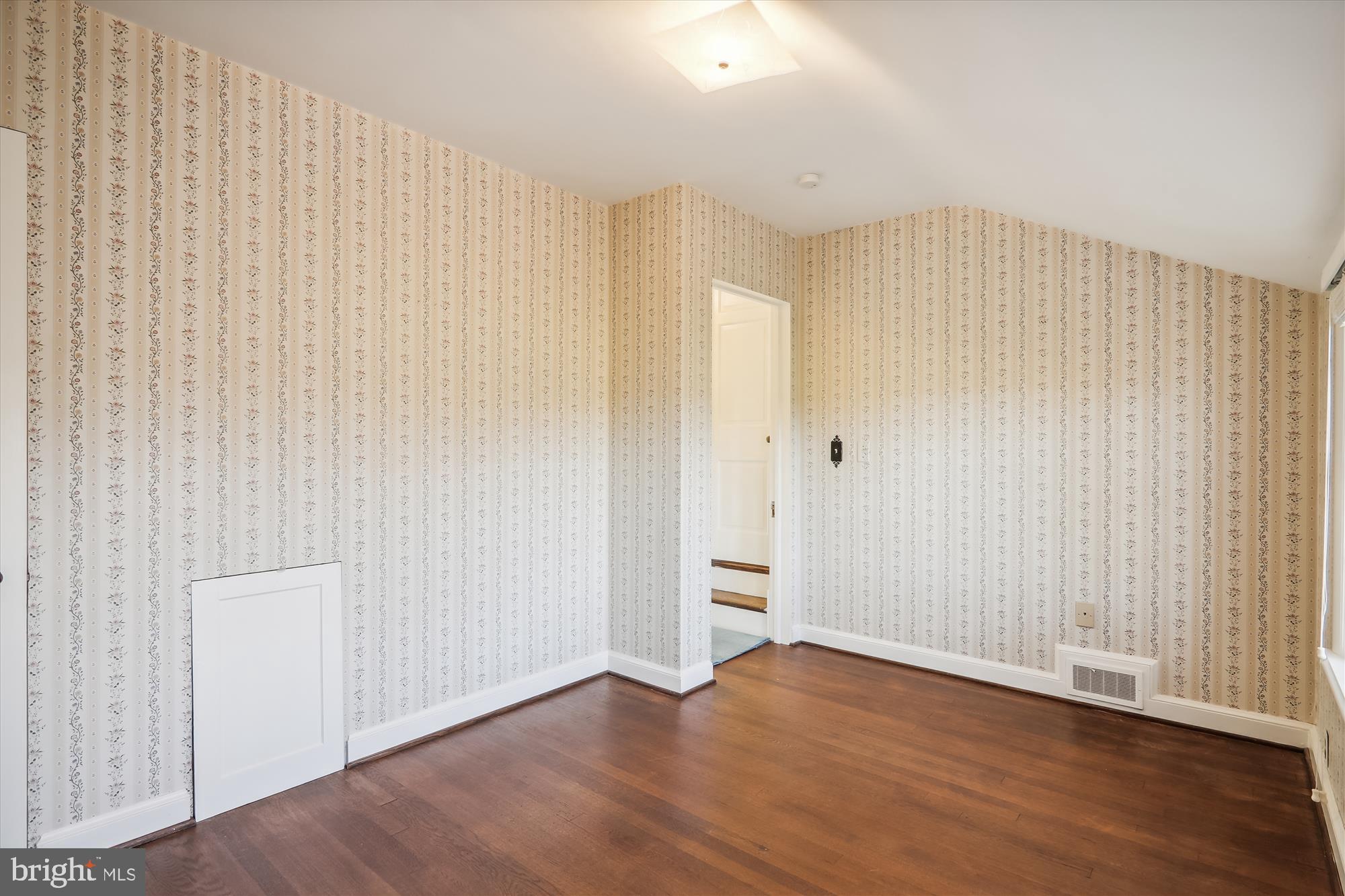 MANOR PARK - Residential