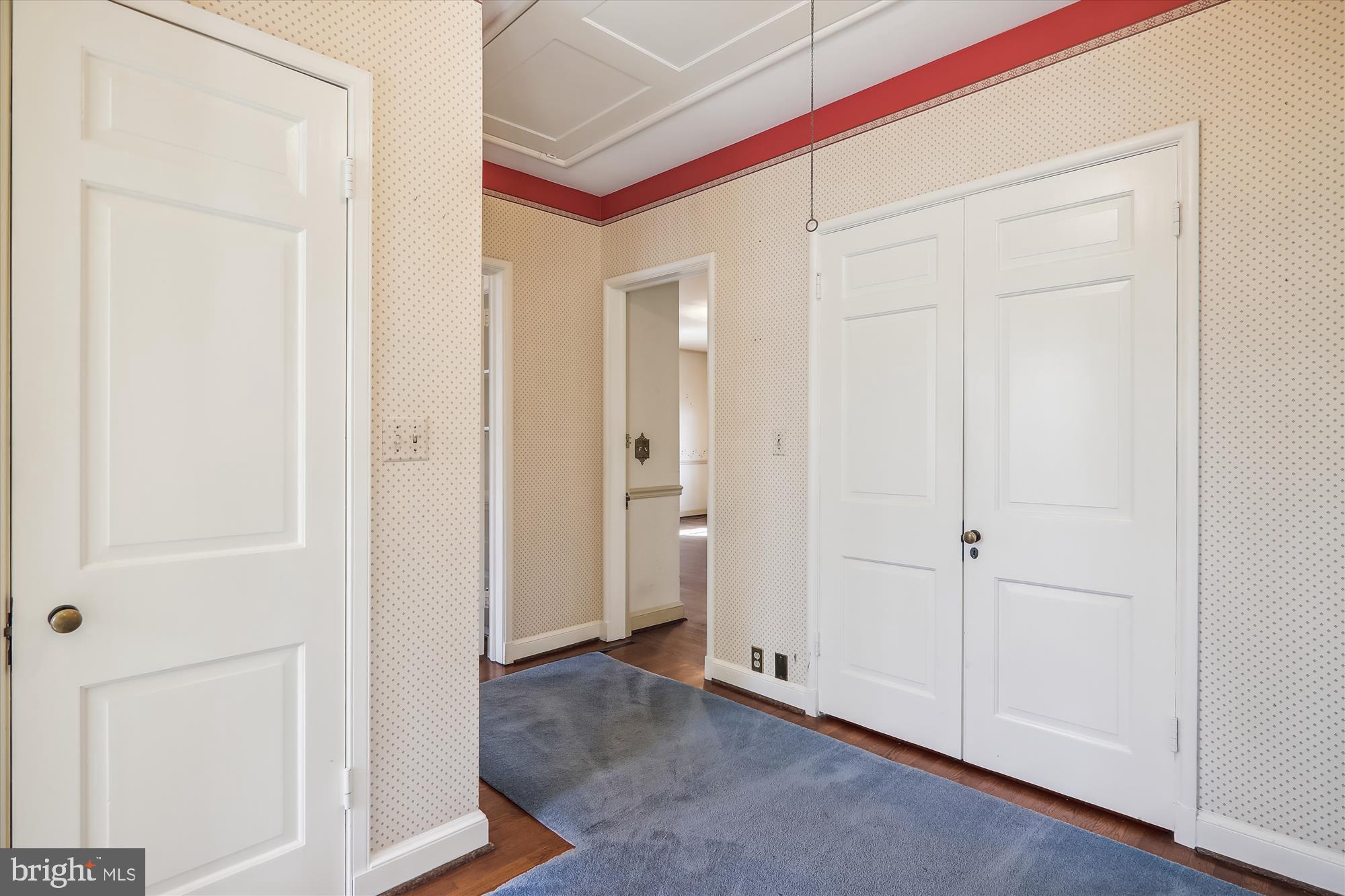 MANOR PARK - Residential