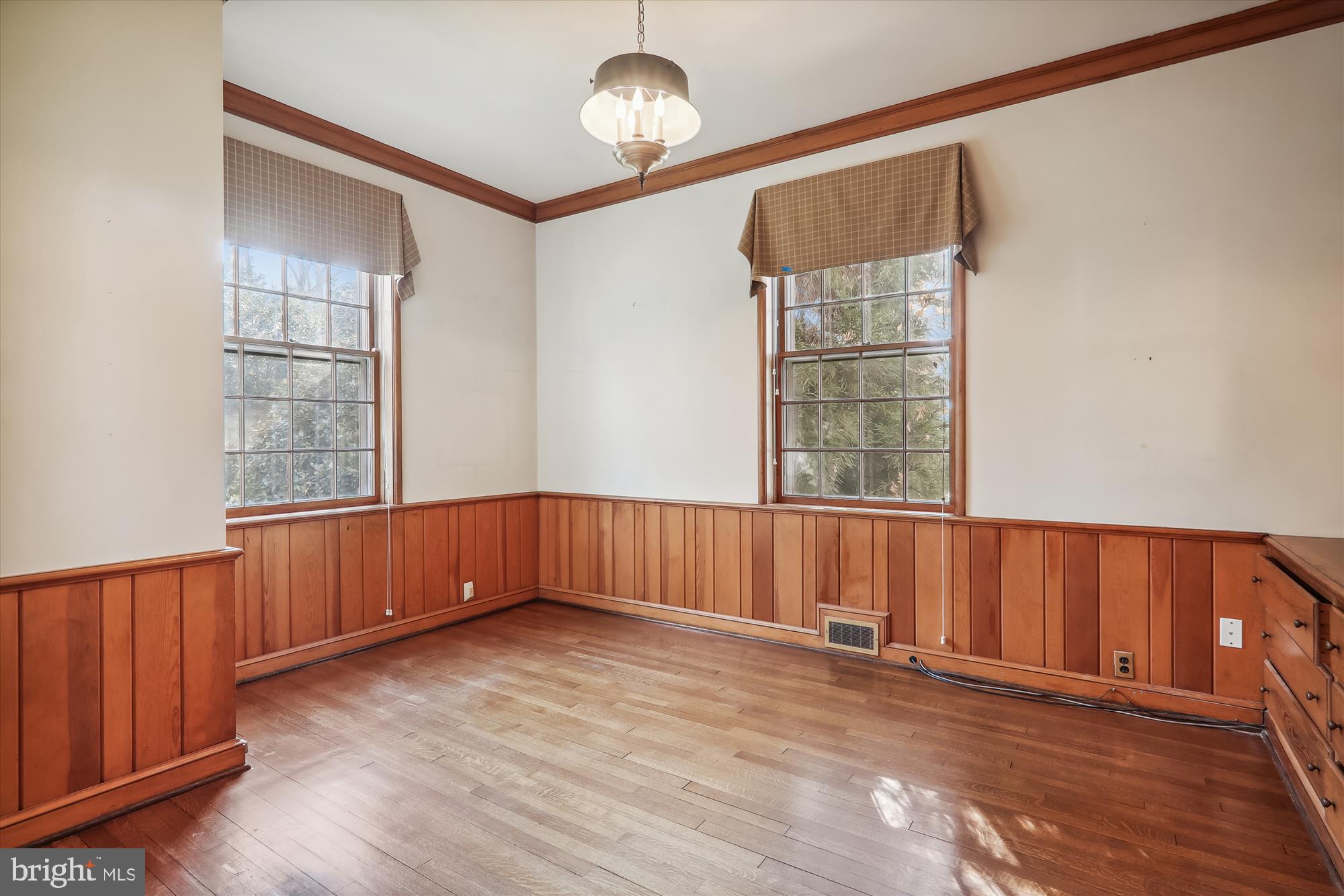 MANOR PARK - Residential