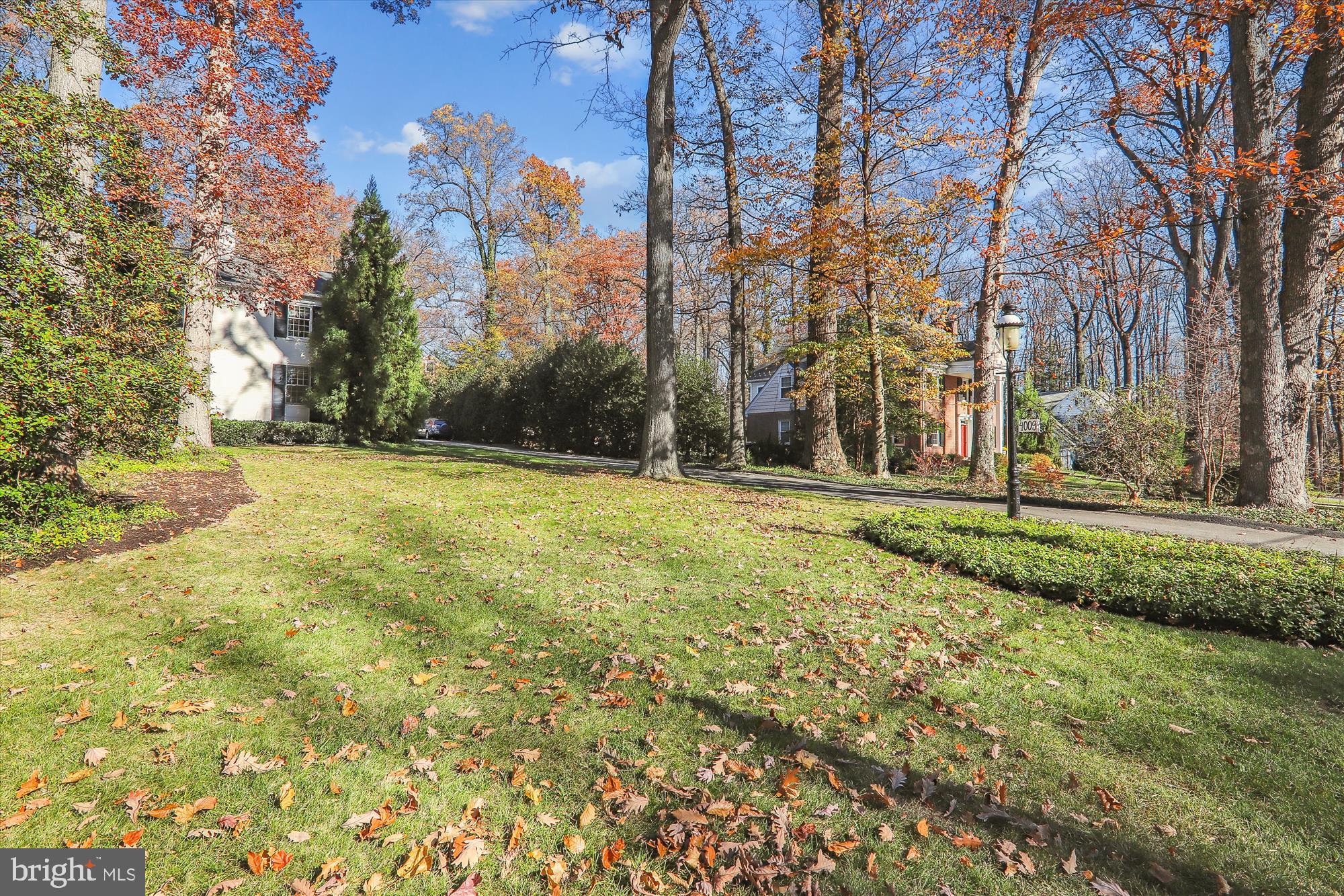 MANOR PARK - Residential