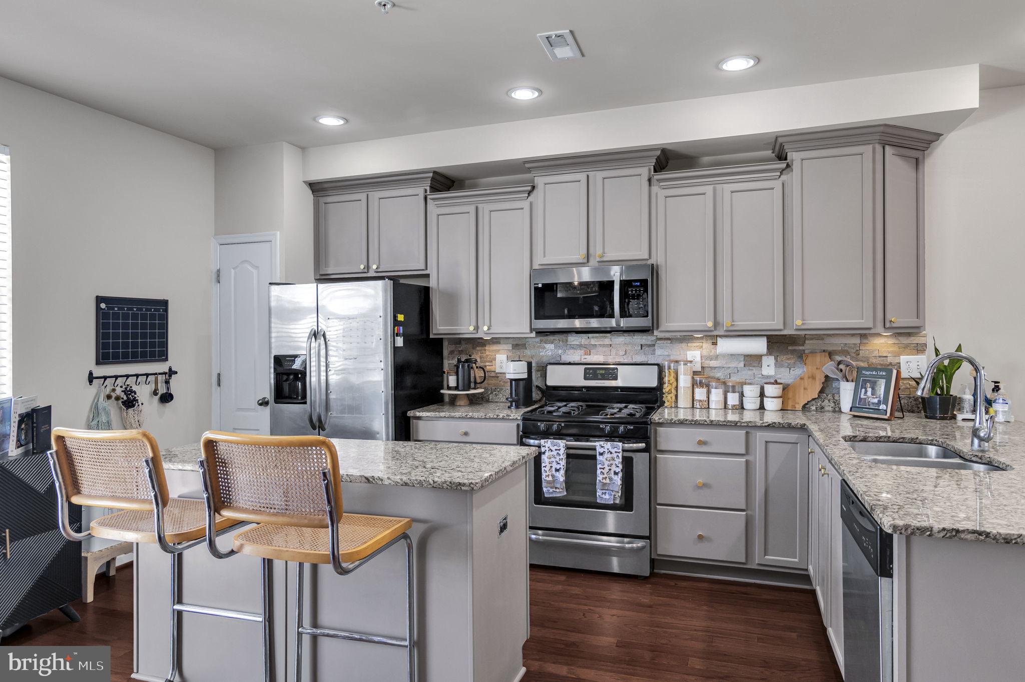 ST CHARLES GLENEAGLES - Residential