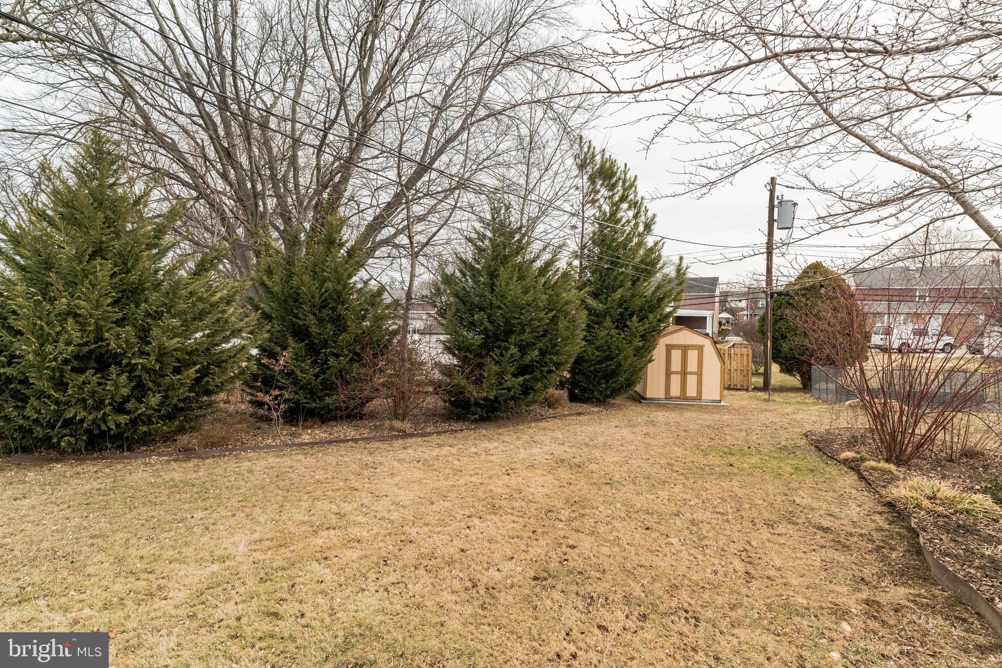 COLONIAL PARK - Residential