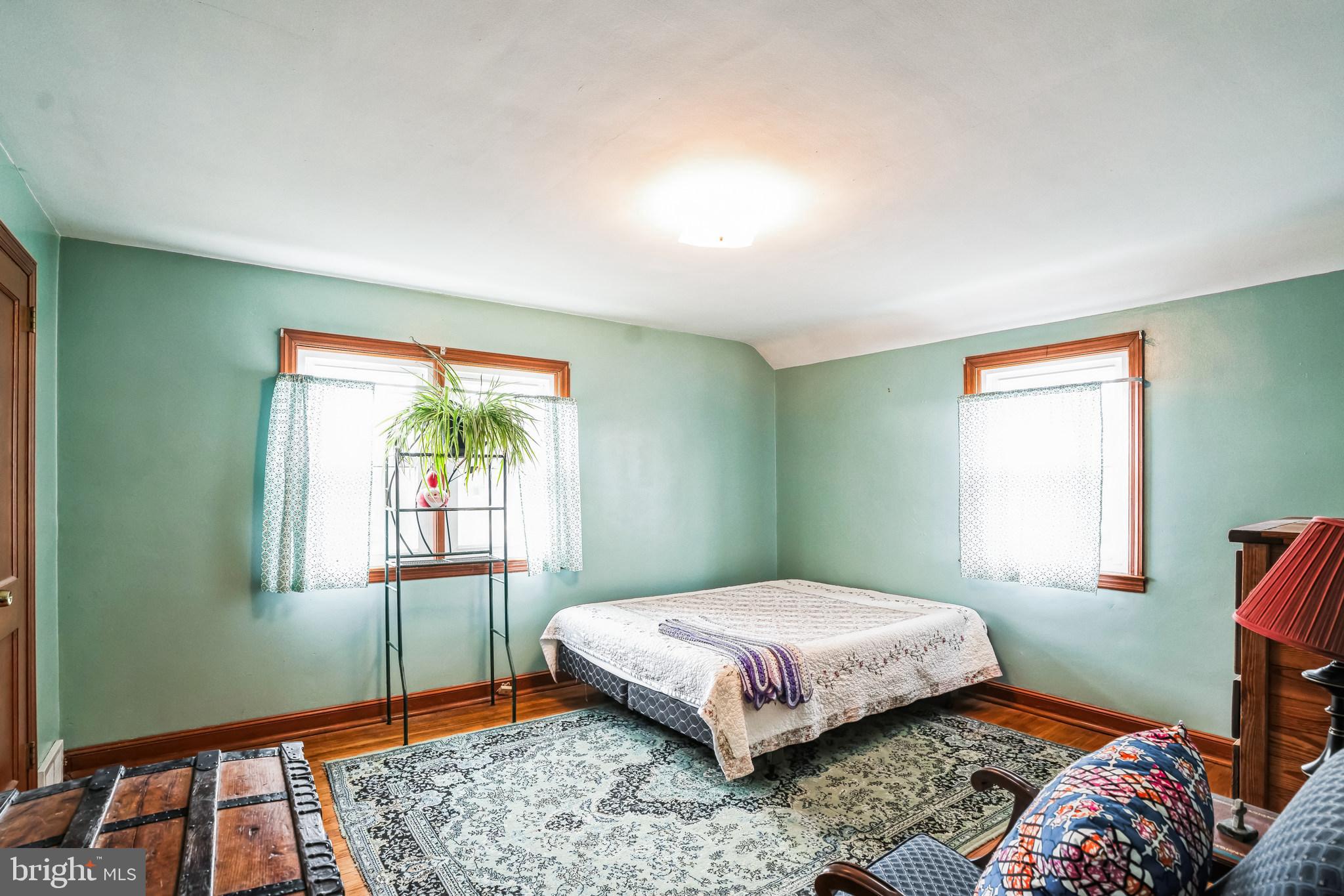 COLONIAL PARK - Residential