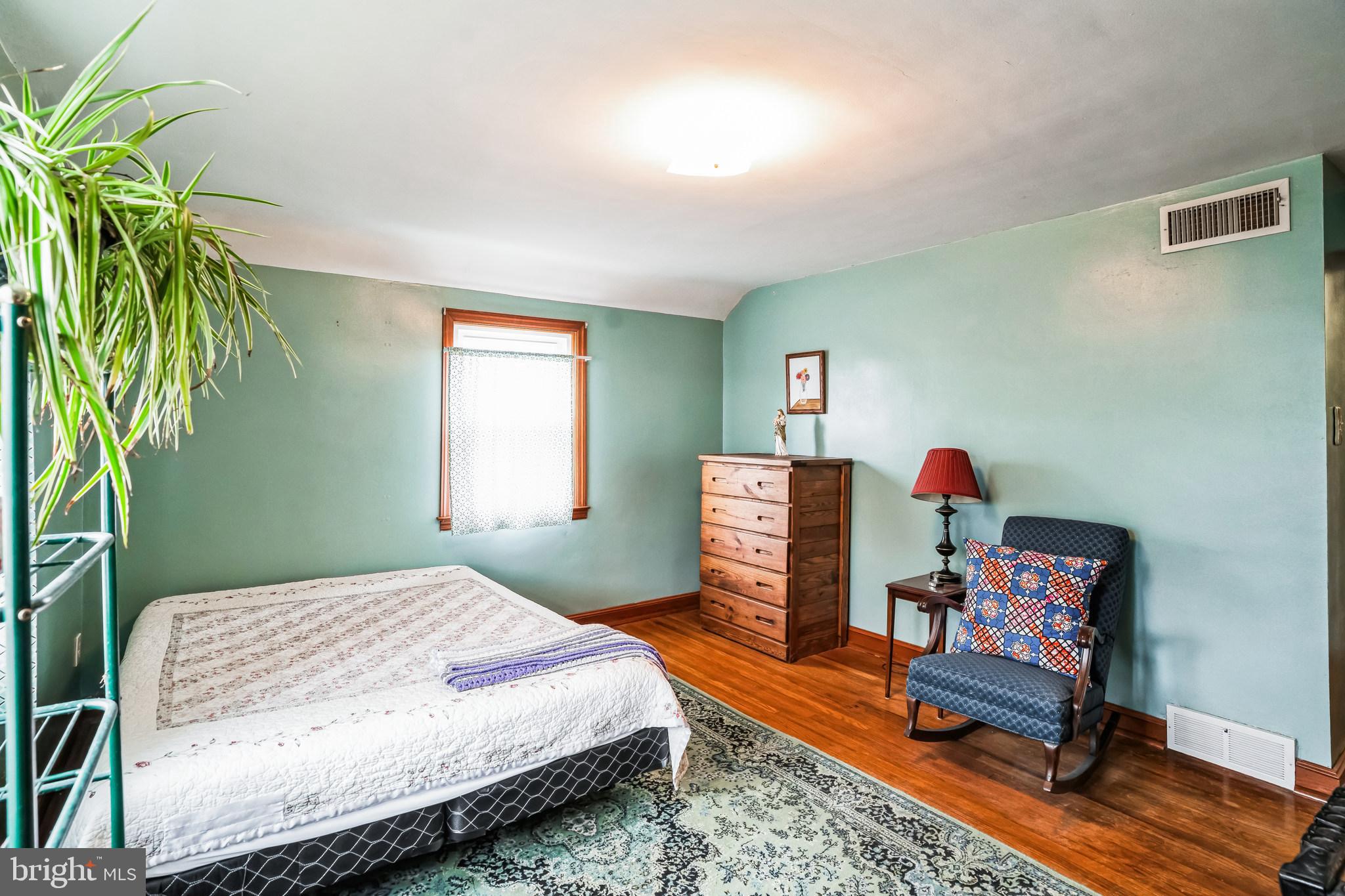 COLONIAL PARK - Residential