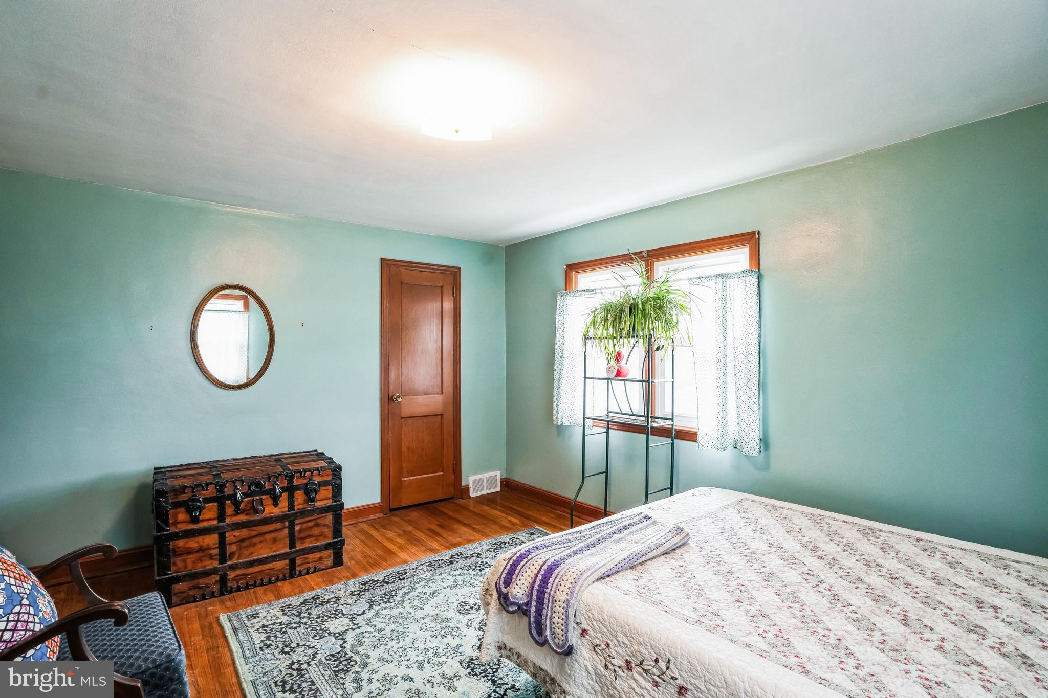 COLONIAL PARK - Residential