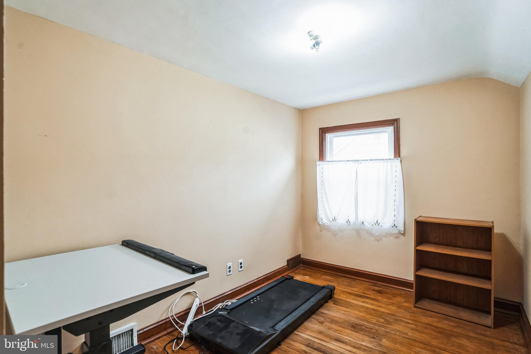 COLONIAL PARK - Residential