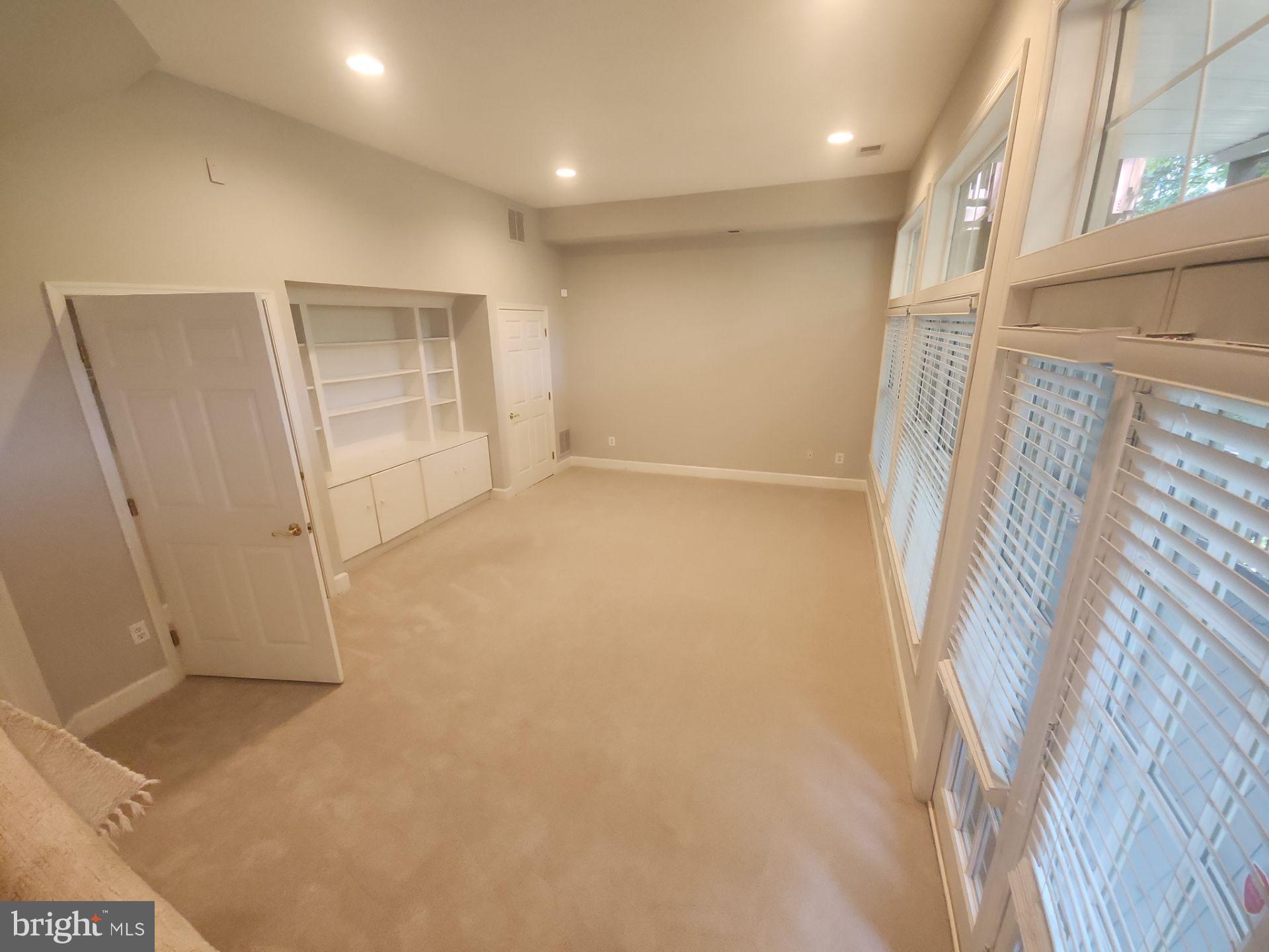 STONEGATE - Residential Lease