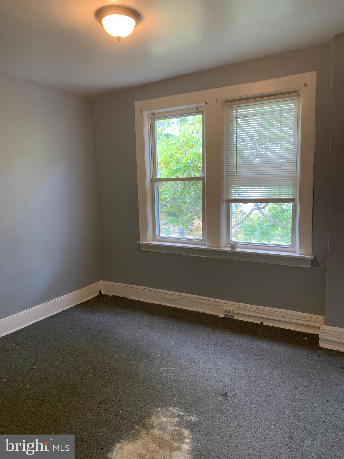 DORCHESTER - Residential Income